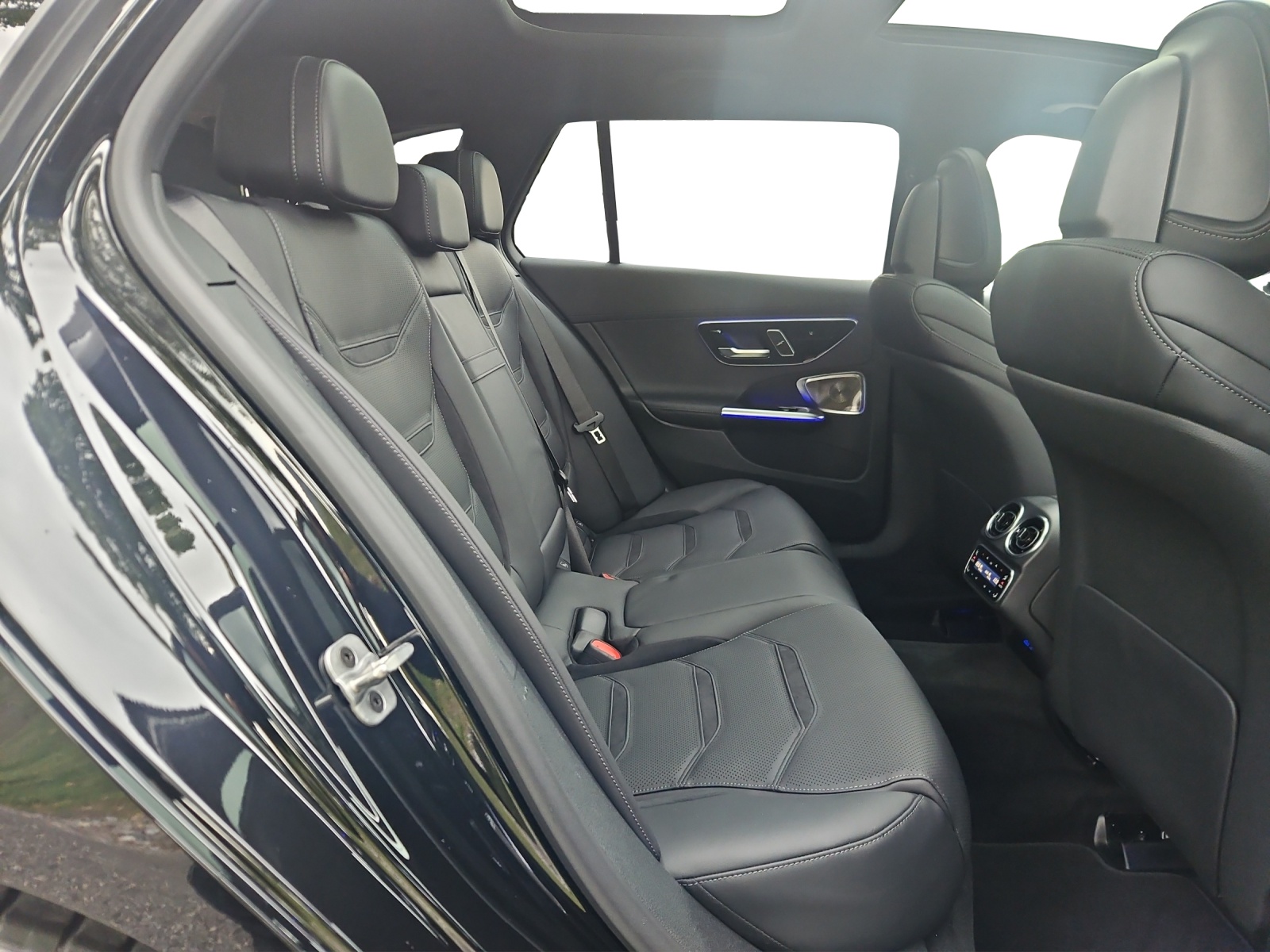 MERCEDES-BENZ C 43 AMG T 4M Executive-image-18