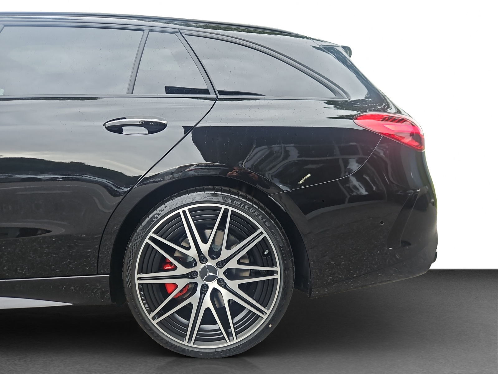 MERCEDES-BENZ C 43 AMG T 4M Executive-image-22
