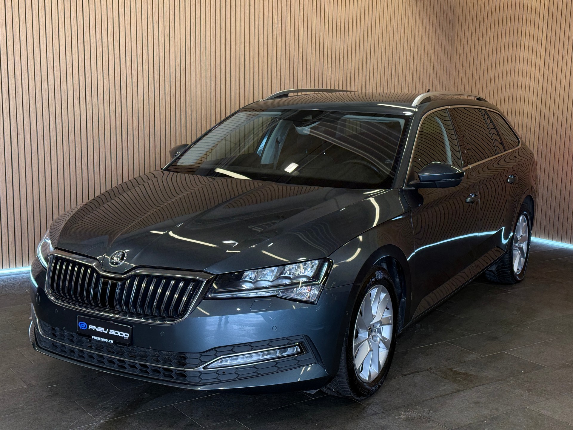 SKODA SUPERB 1.6 TDI STYLE DSG-image-0