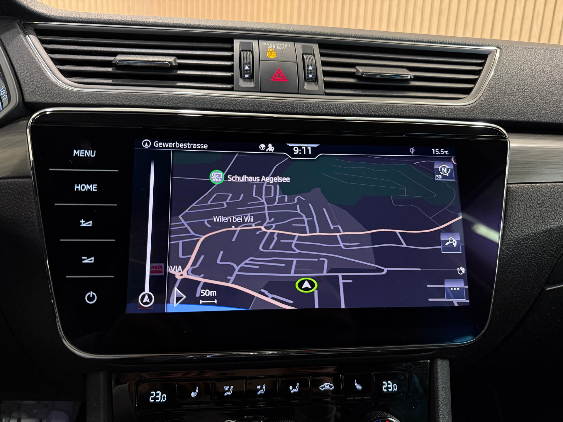 SKODA SUPERB 1.6 TDI STYLE DSG-image-13