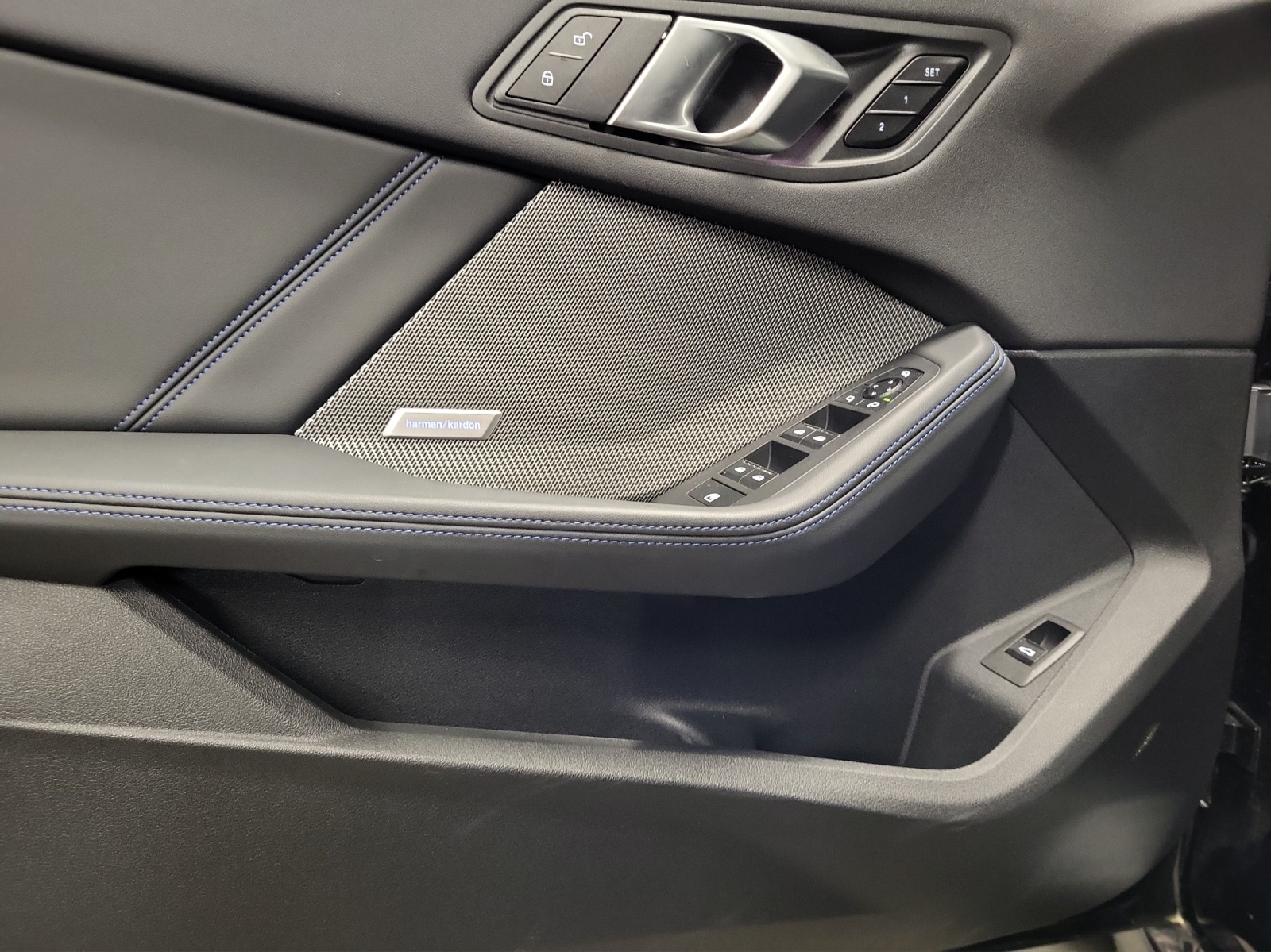 BMW 120d M Sport Pro-image-15