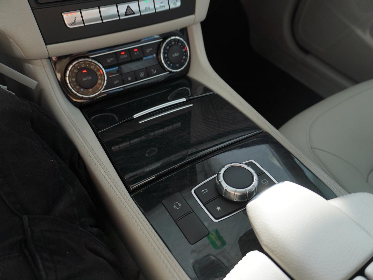 MERCEDES-BENZ CLS 350 d 4Matic 9G-Tronic-image-6