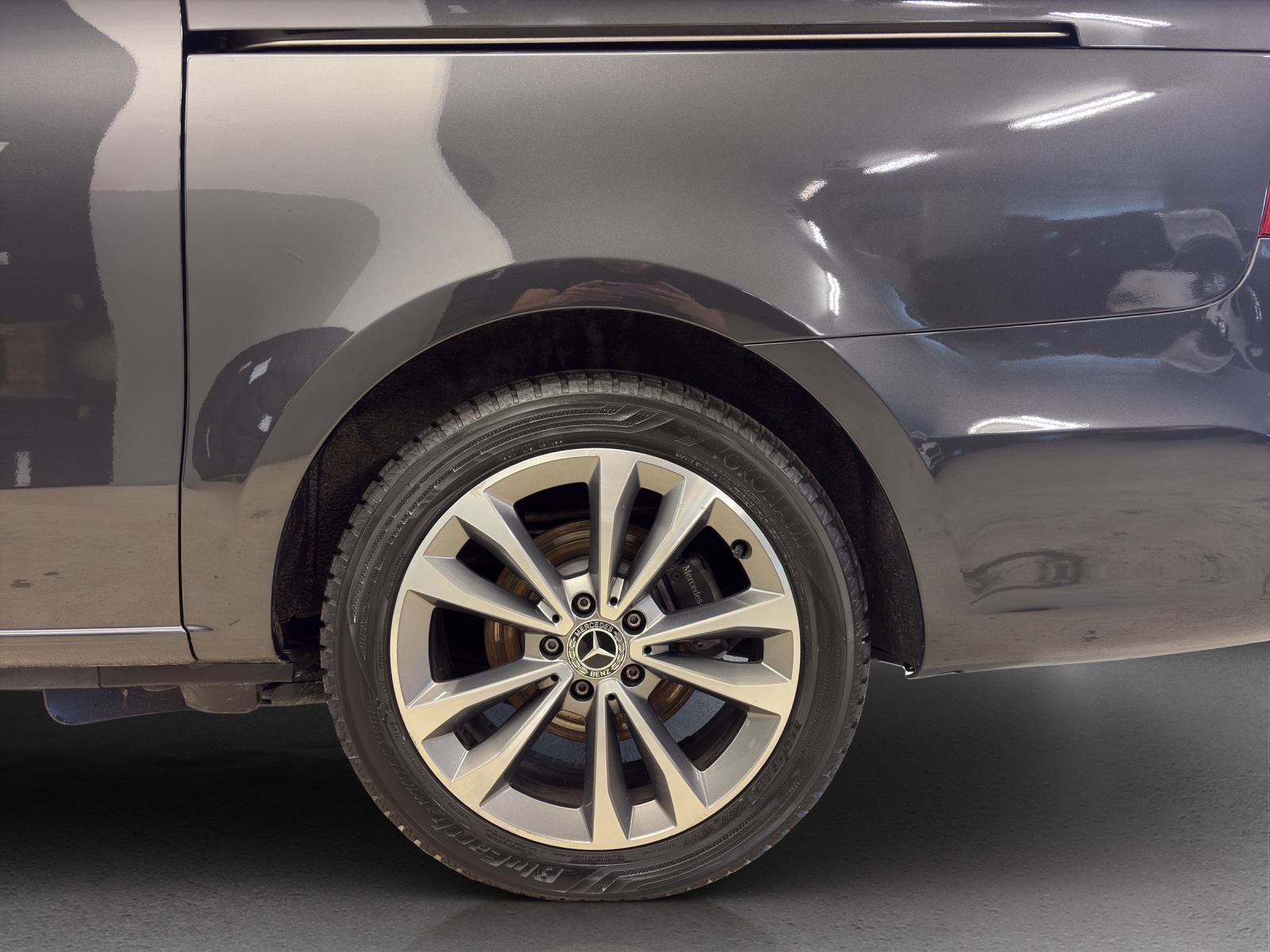 MERCEDES-BENZ V 250 d L 4Matic-image-5