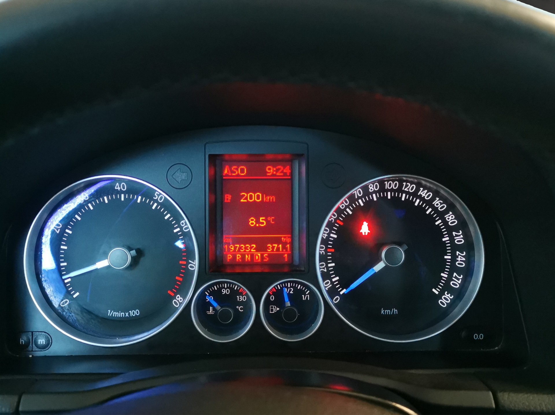 VW Golf R32 4Motion-image-15