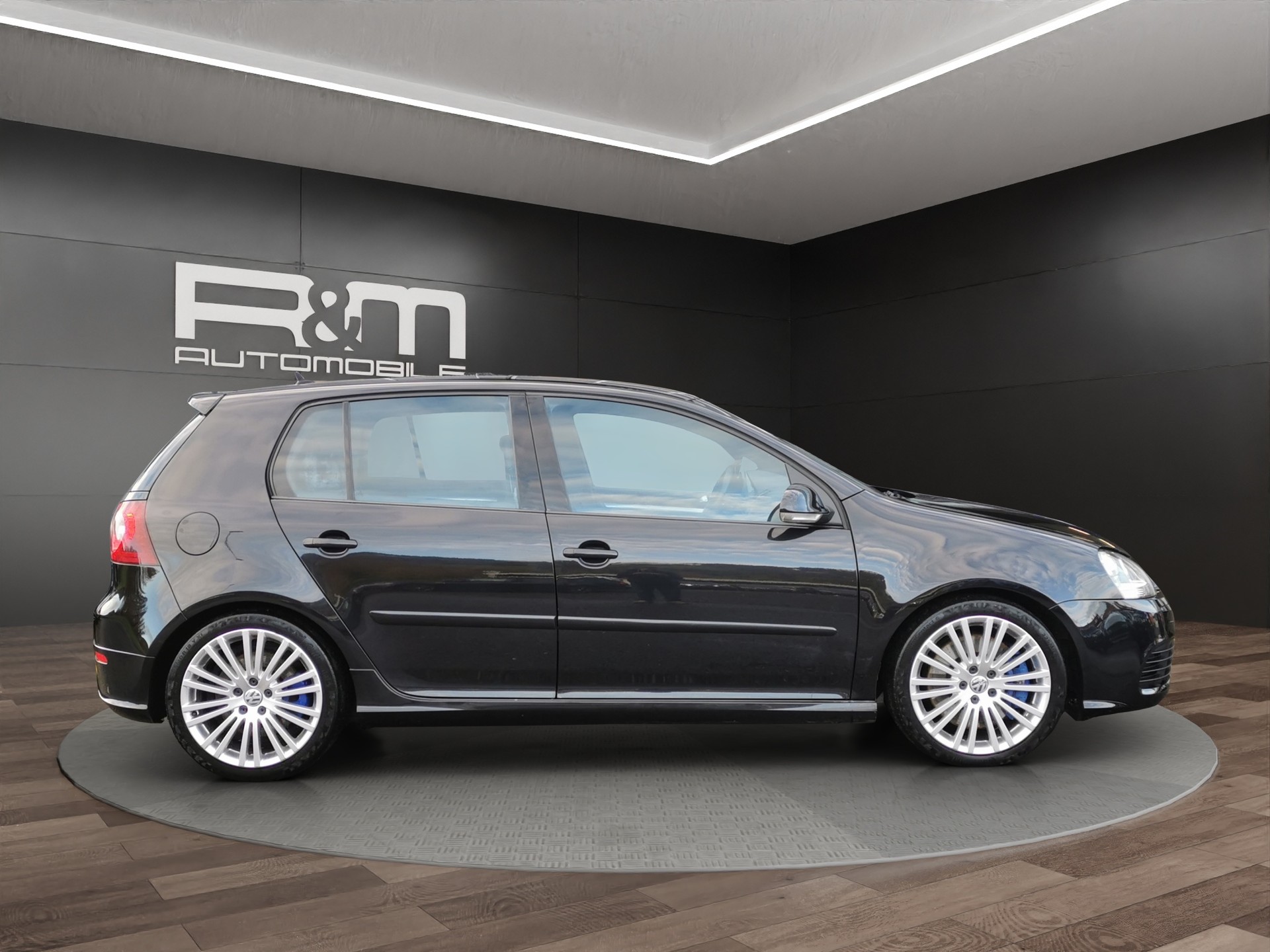 VW Golf R32 4Motion-image-3