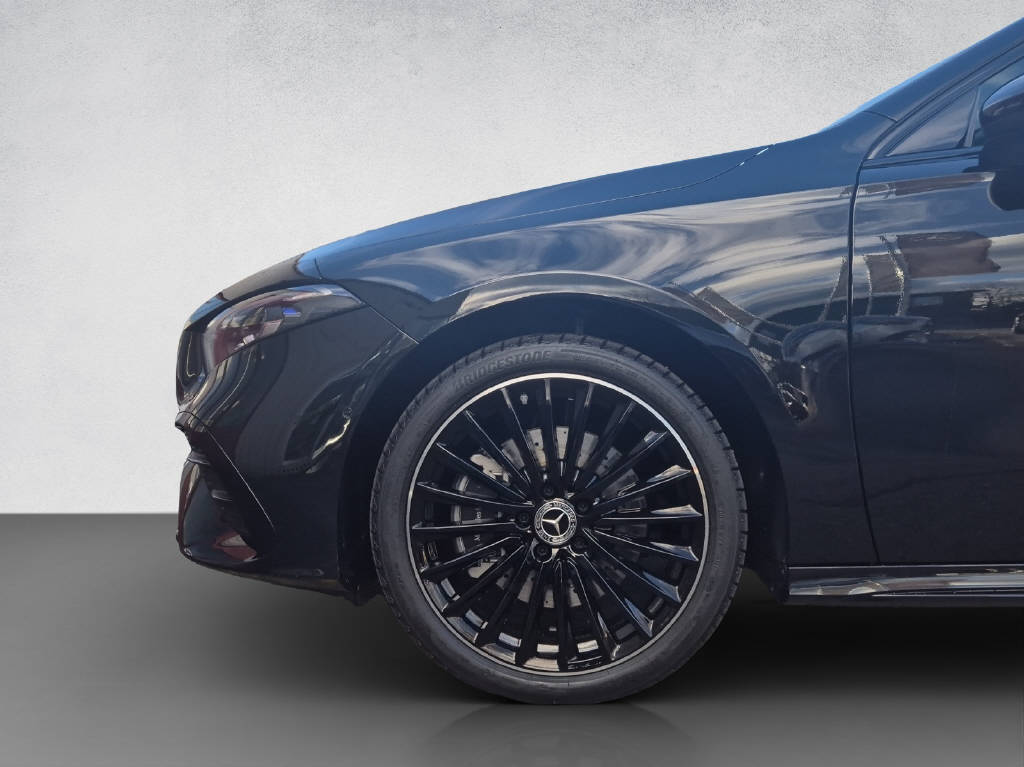 MERCEDES-BENZ A 250 e AMG Line EQ Star-image-5