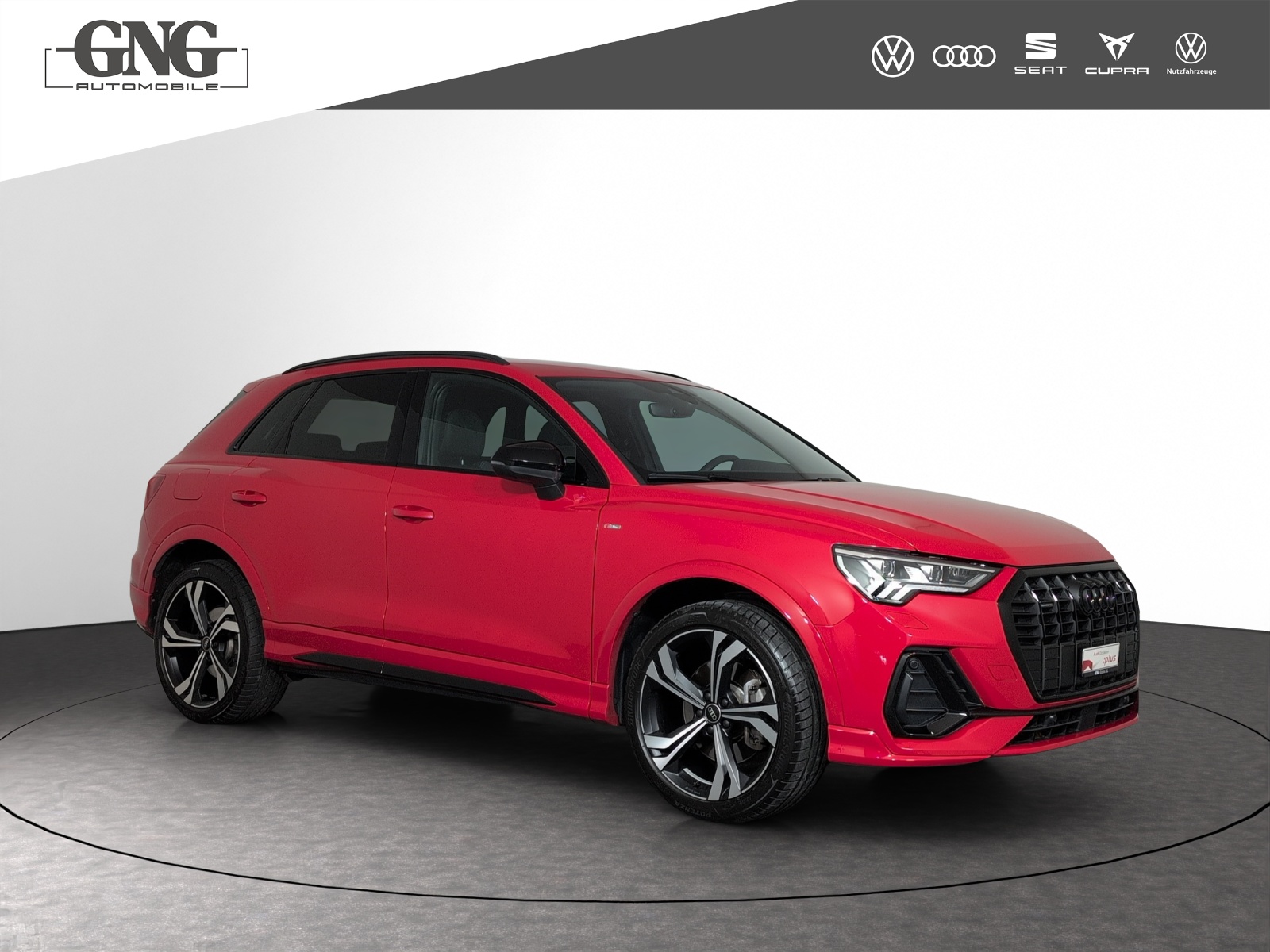 AUDI Q3 40 TFSI S line quattro S-tronic-image-3