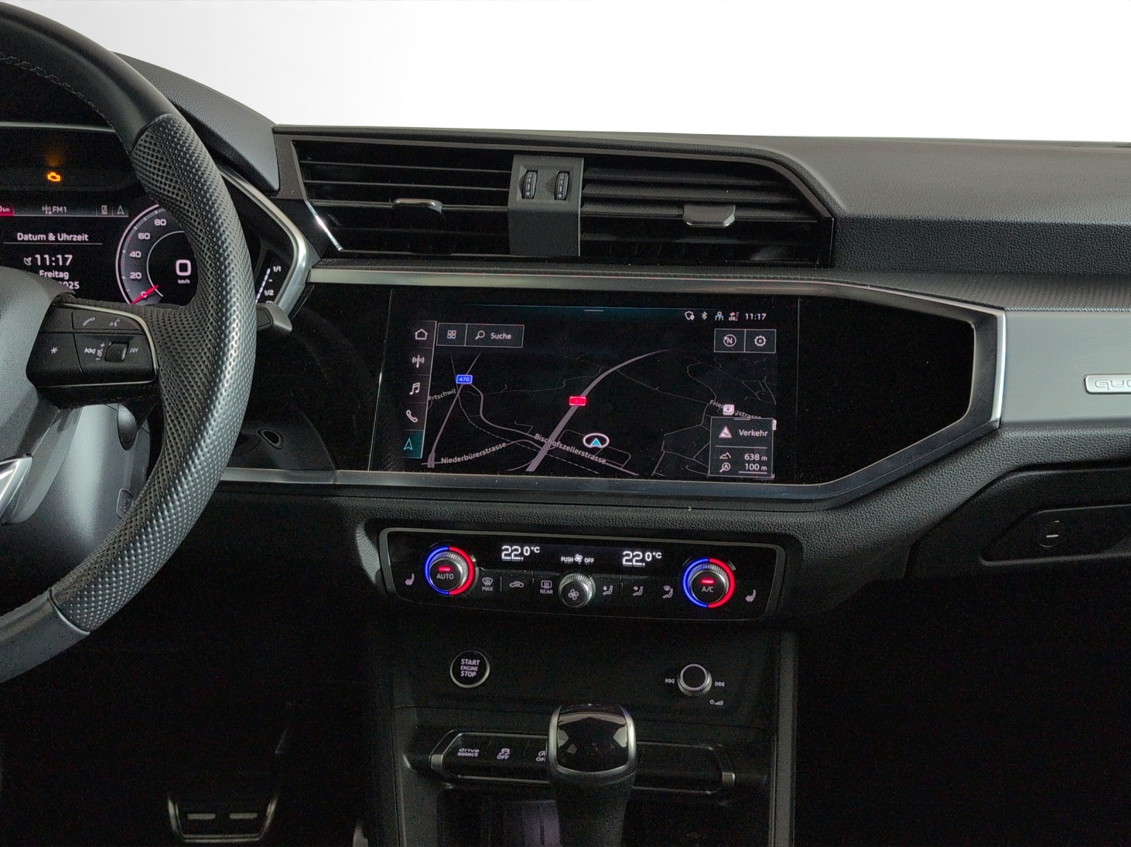 AUDI Q3 40 TFSI S line quattro S-tronic-image-9