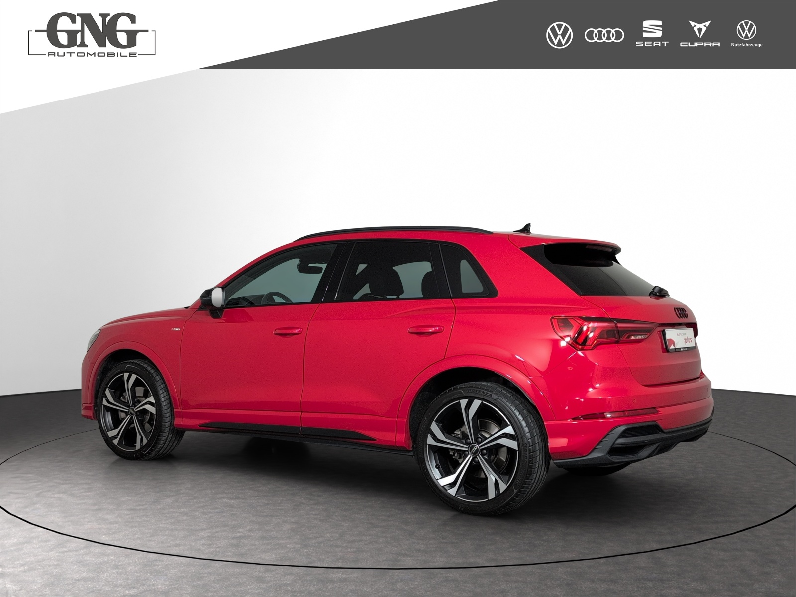 AUDI Q3 40 TFSI S line quattro S-tronic-image-1