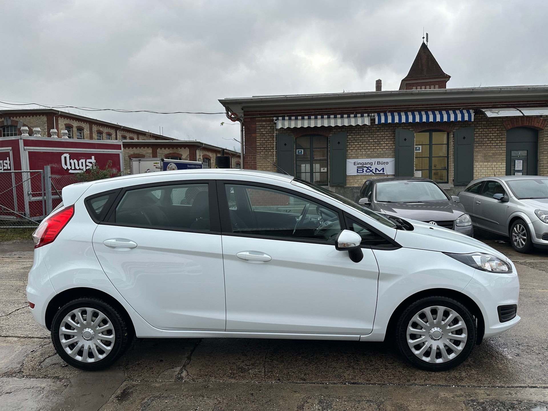 FORD Fiesta 1.0 SCTi Trend-image-4
