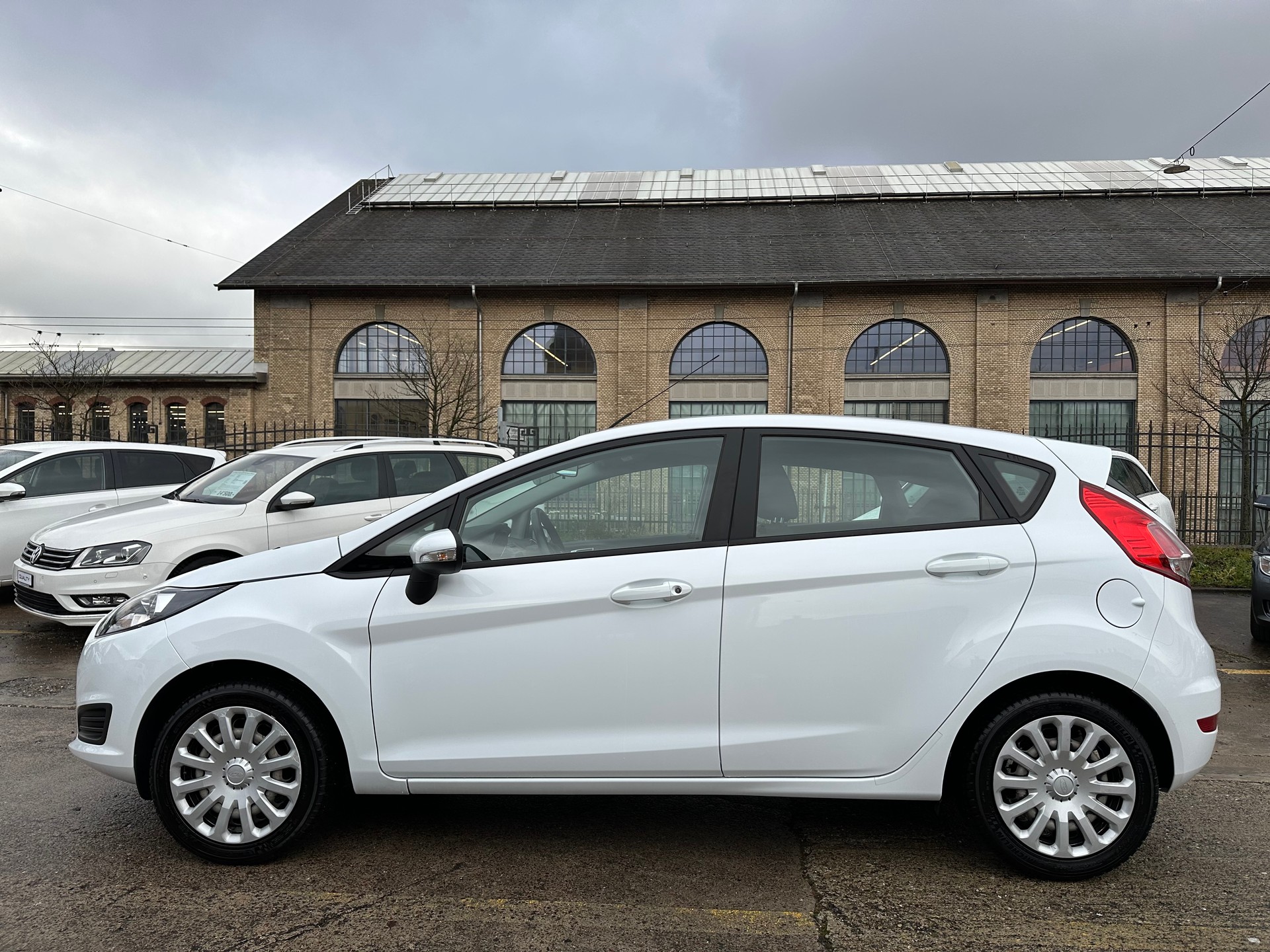 FORD Fiesta 1.0 SCTi Trend-image-3