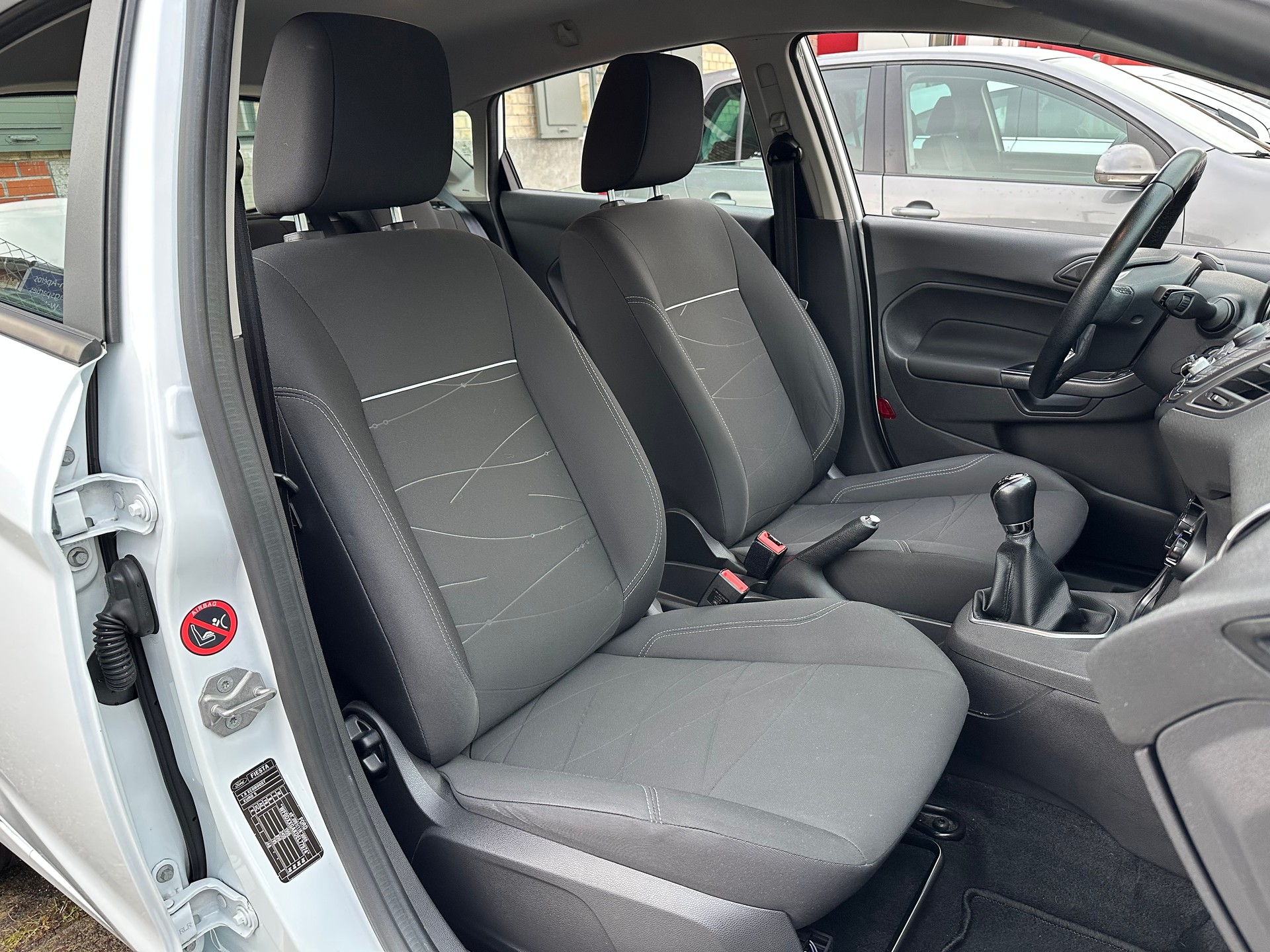 FORD Fiesta 1.0 SCTi Trend-image-13