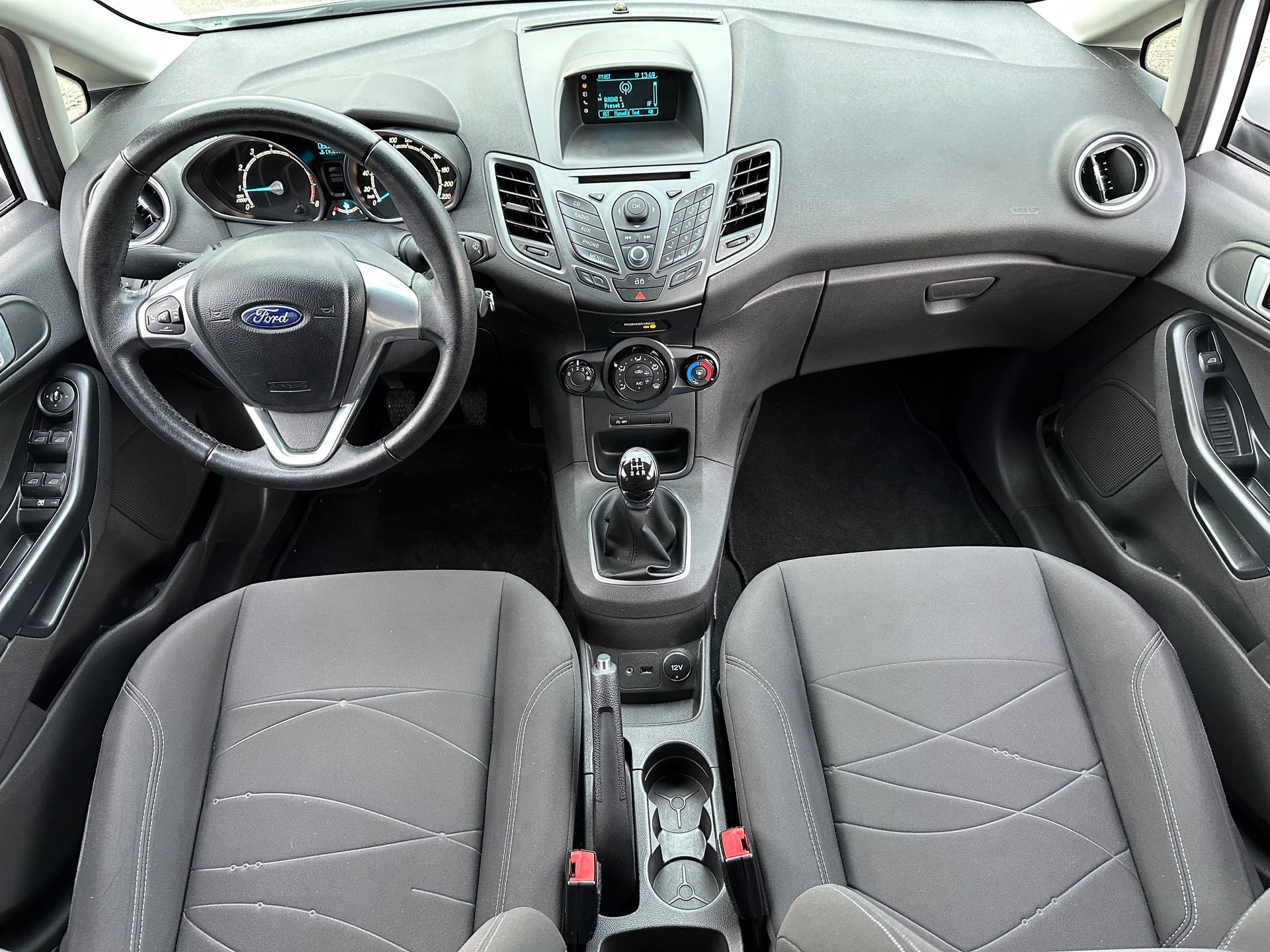 FORD Fiesta 1.0 SCTi Trend-image-8