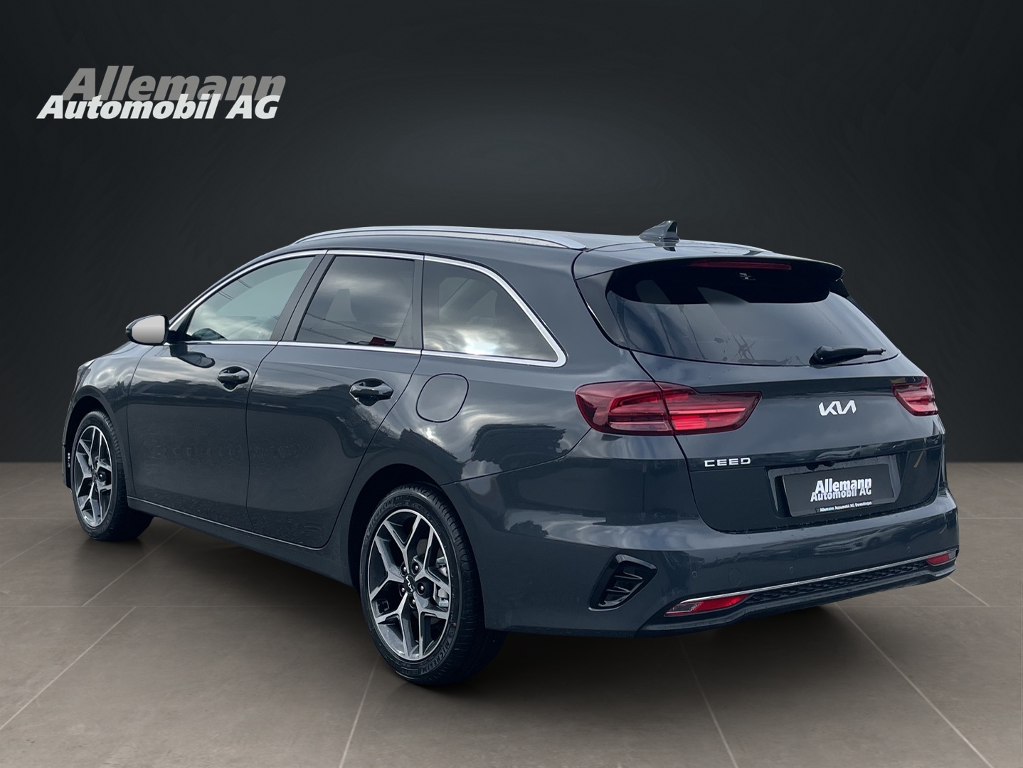 KIA Ceed SW 1.5 T-GDi Power-image-3