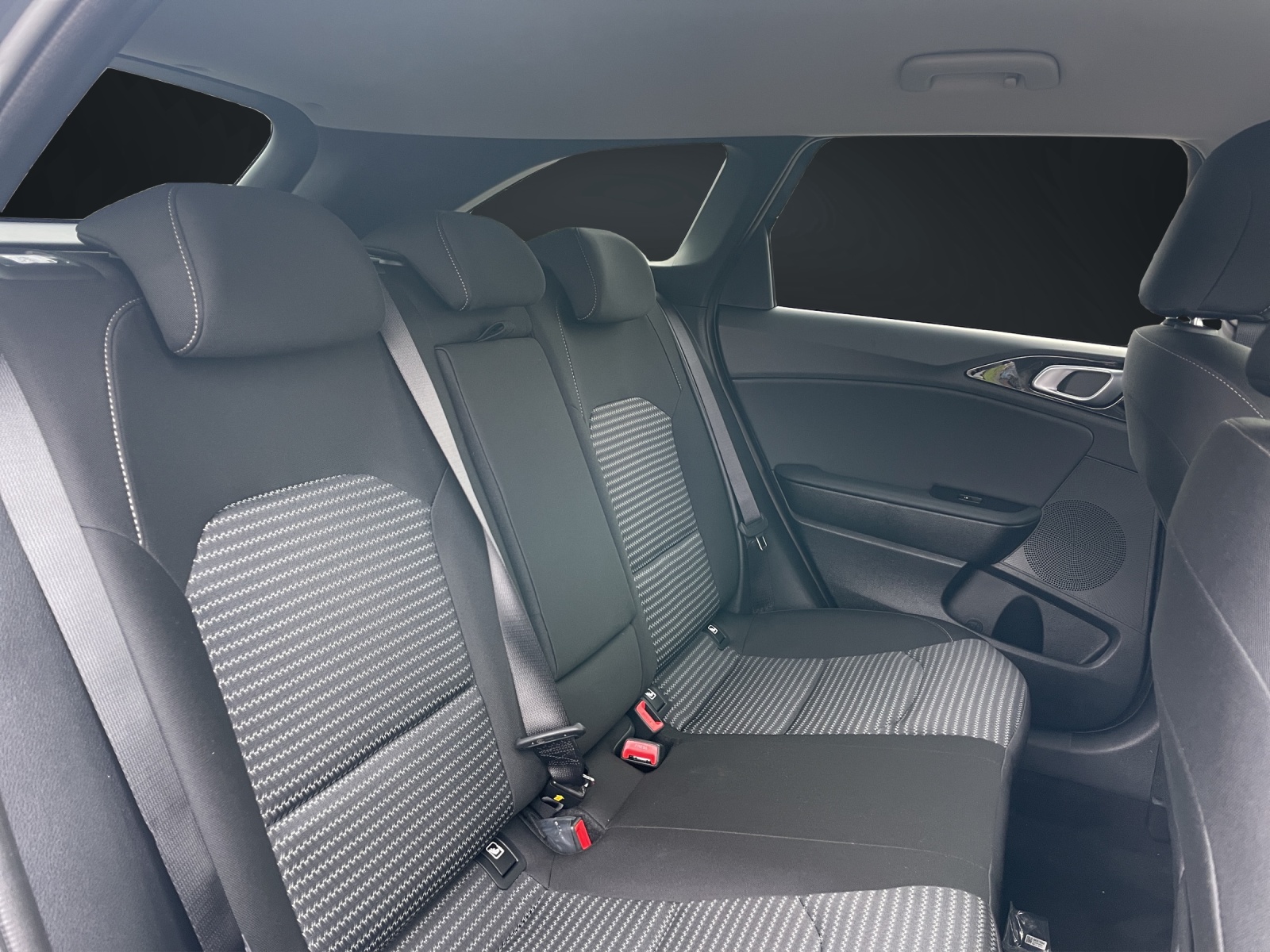 KIA Ceed SW 1.5 T-GDi Power-image-12