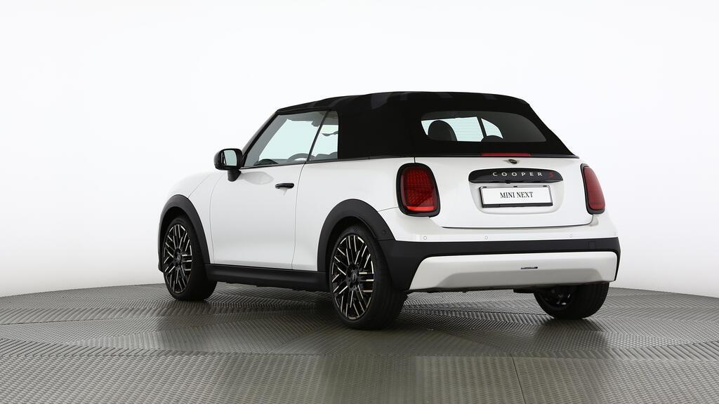 MINI Cooper S Cabrio-image-4