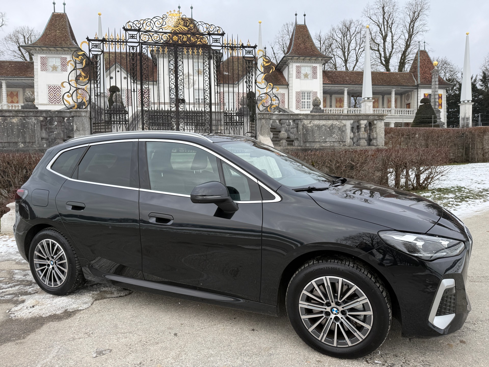 BMW 230e xDrive Active Tourer M Sport-showroom-element-2