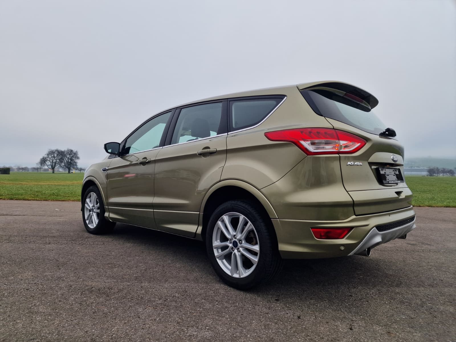 FORD Kuga 2.0 TDCi Titanium S 4WD PowerShift-image-2