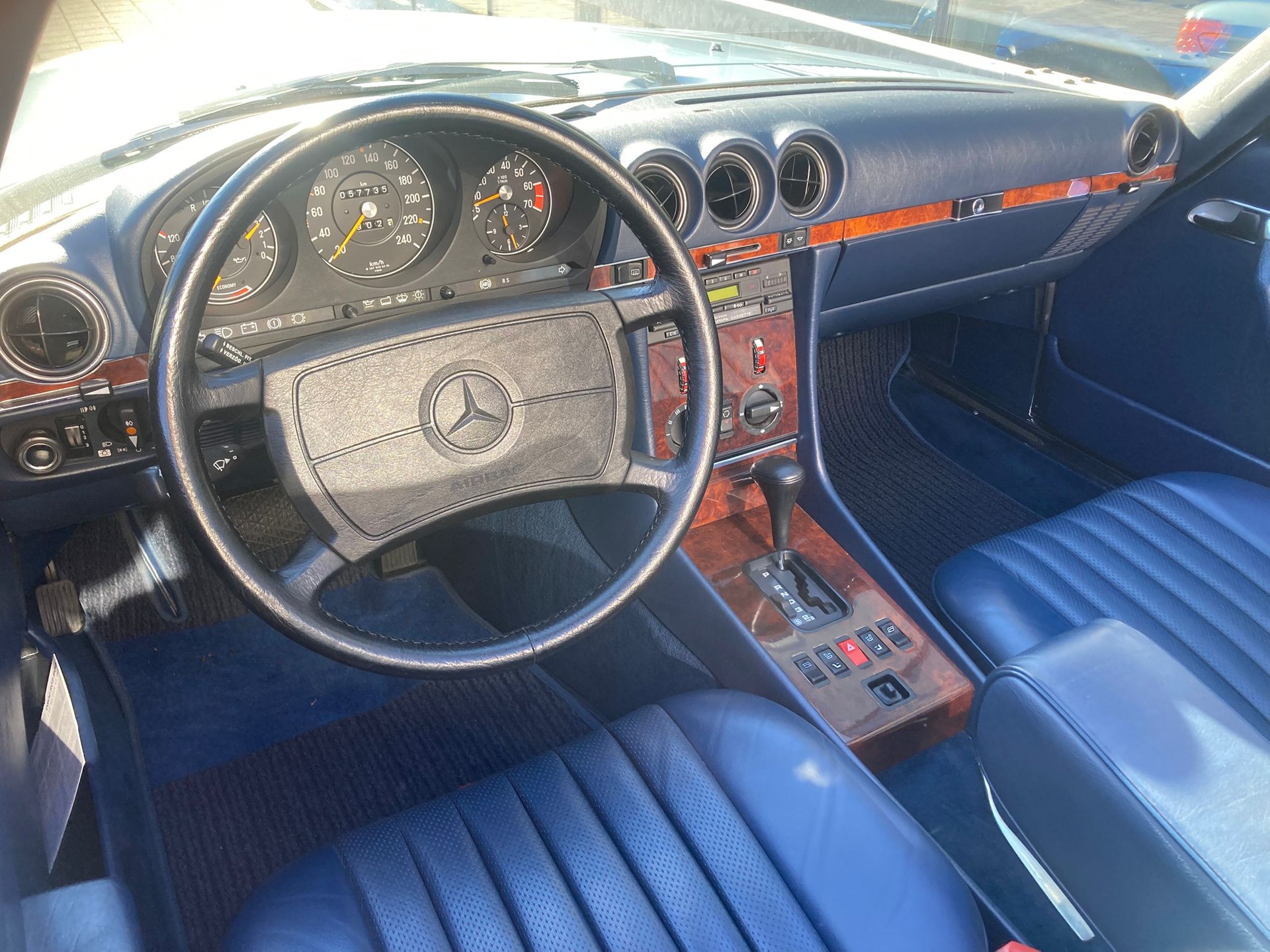 MERCEDES-BENZ SL 500-image-8
