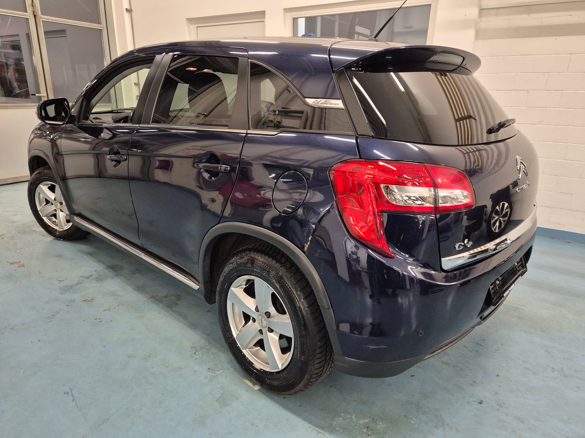 CITROEN C4 Aircross 1.6 HDi Exclusive 4WD-image-1