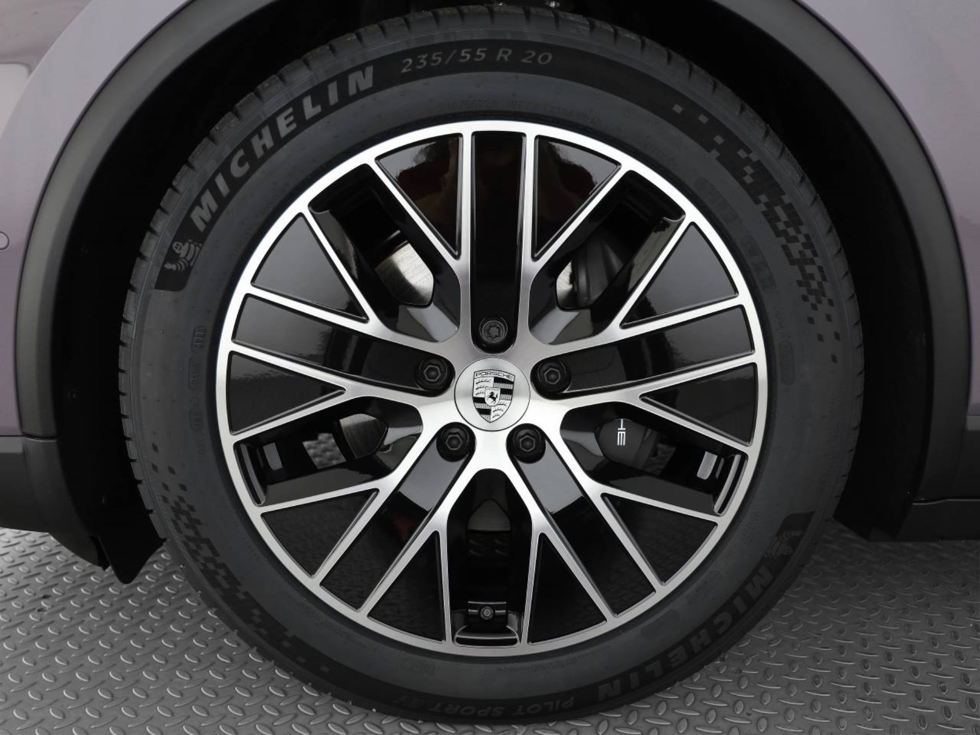 PORSCHE Macan 4-image-7