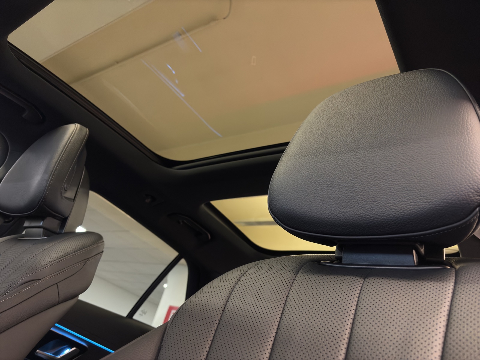 MERCEDES-BENZ E 300 de 4M Break EQ Hybrid Technology-image-11
