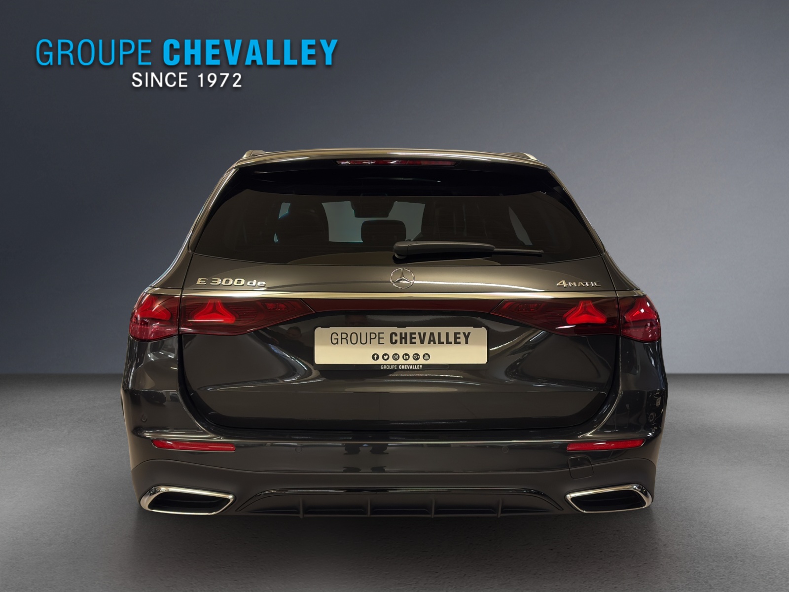 MERCEDES-BENZ E 300 de 4M Break EQ Hybrid Technology-image-4