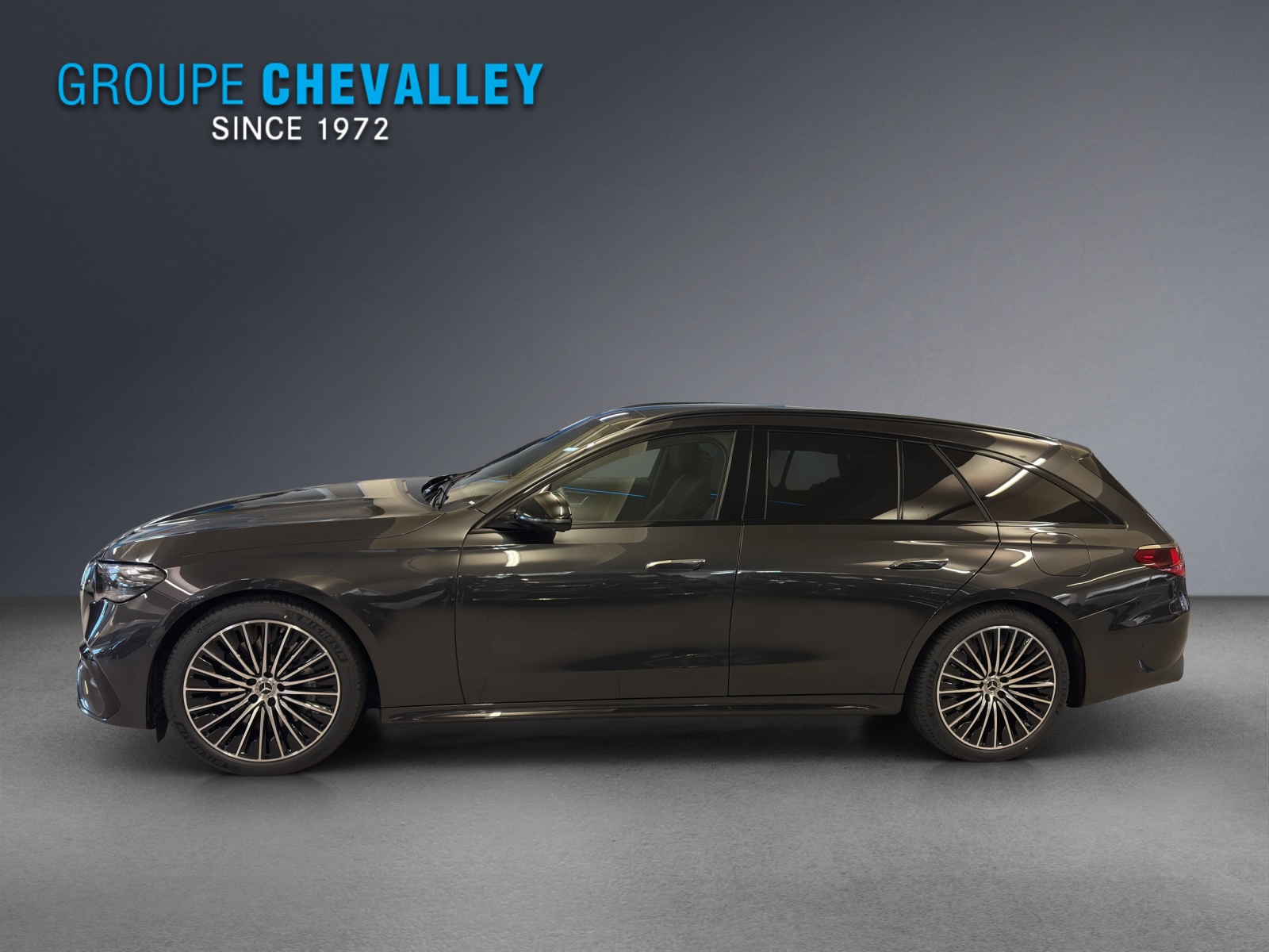 MERCEDES-BENZ E 300 de 4M Break EQ Hybrid Technology-image-1