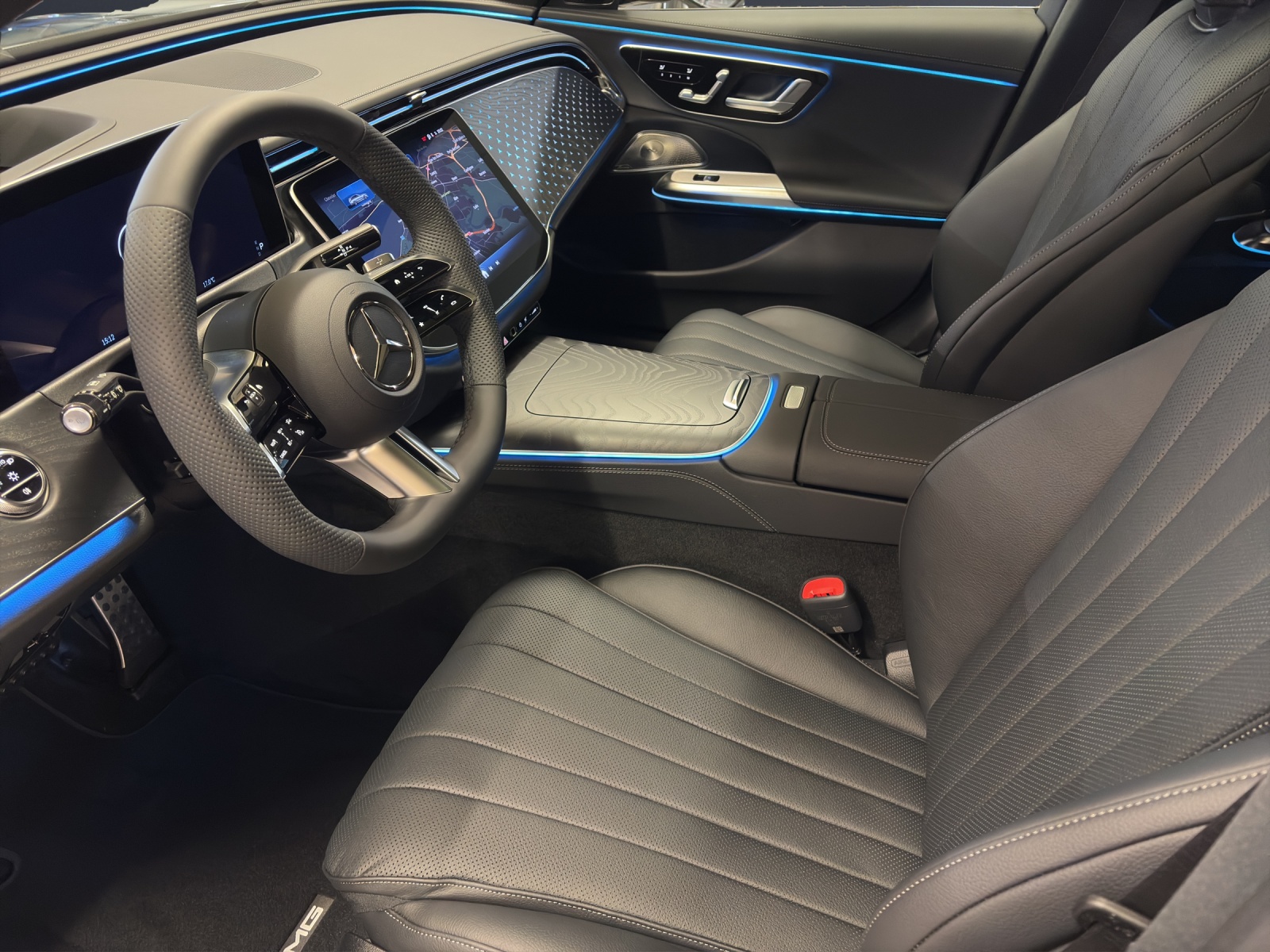 MERCEDES-BENZ E 300 de 4M Break EQ Hybrid Technology-image-8