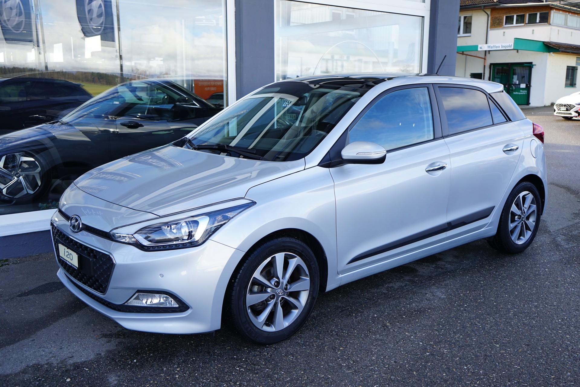 HYUNDAI i20 1.4 Vertex Automatic-image-0
