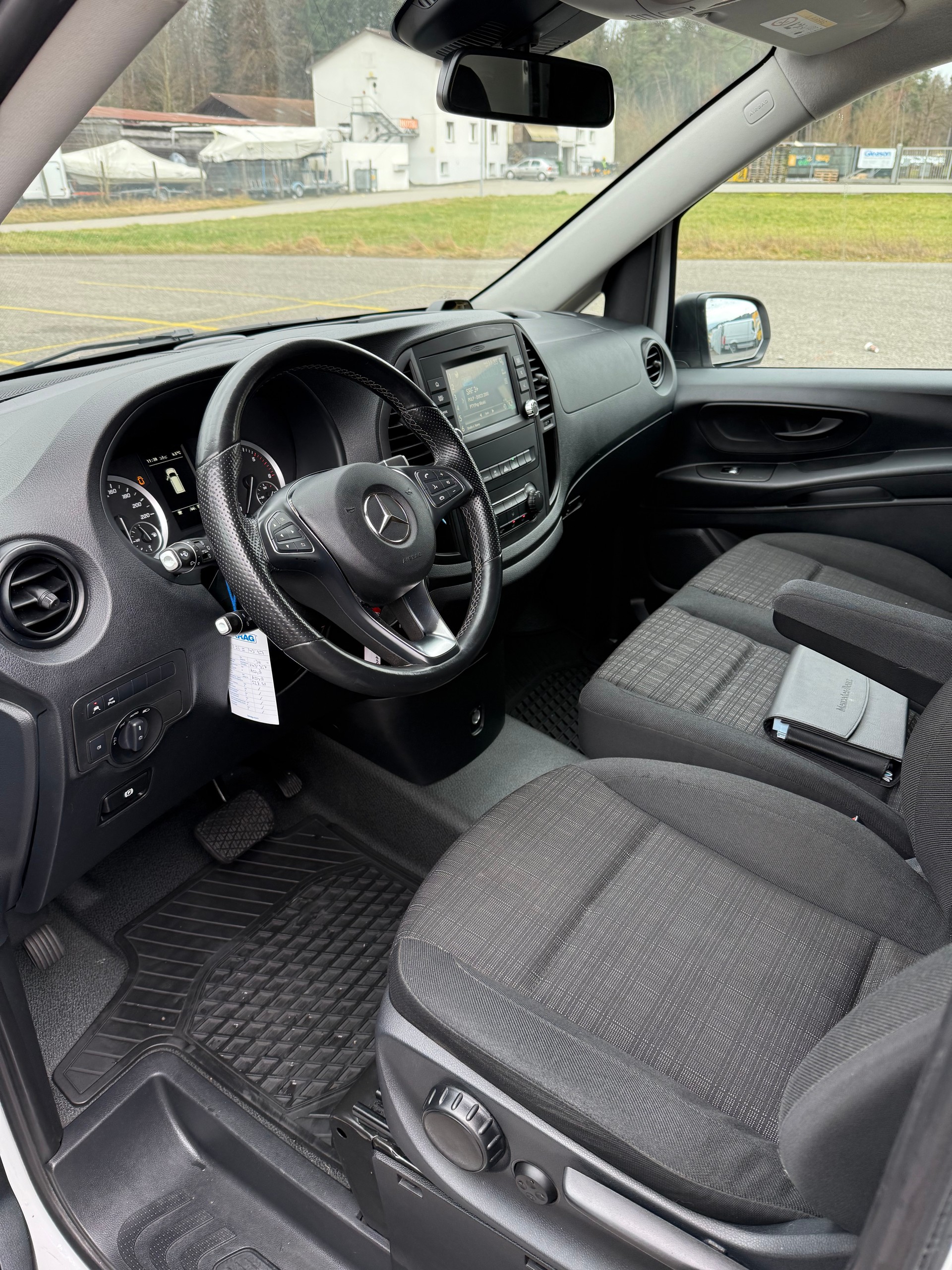MERCEDES-BENZ Vito 114 CDI Lang 7G-Tronic-image-8