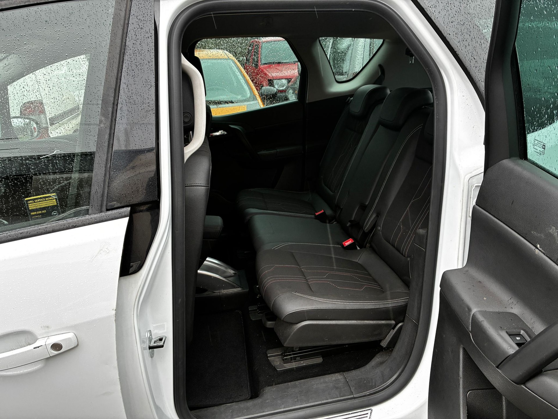 OPEL Meriva 1.4 Turbo Anniversary Edition-image-4