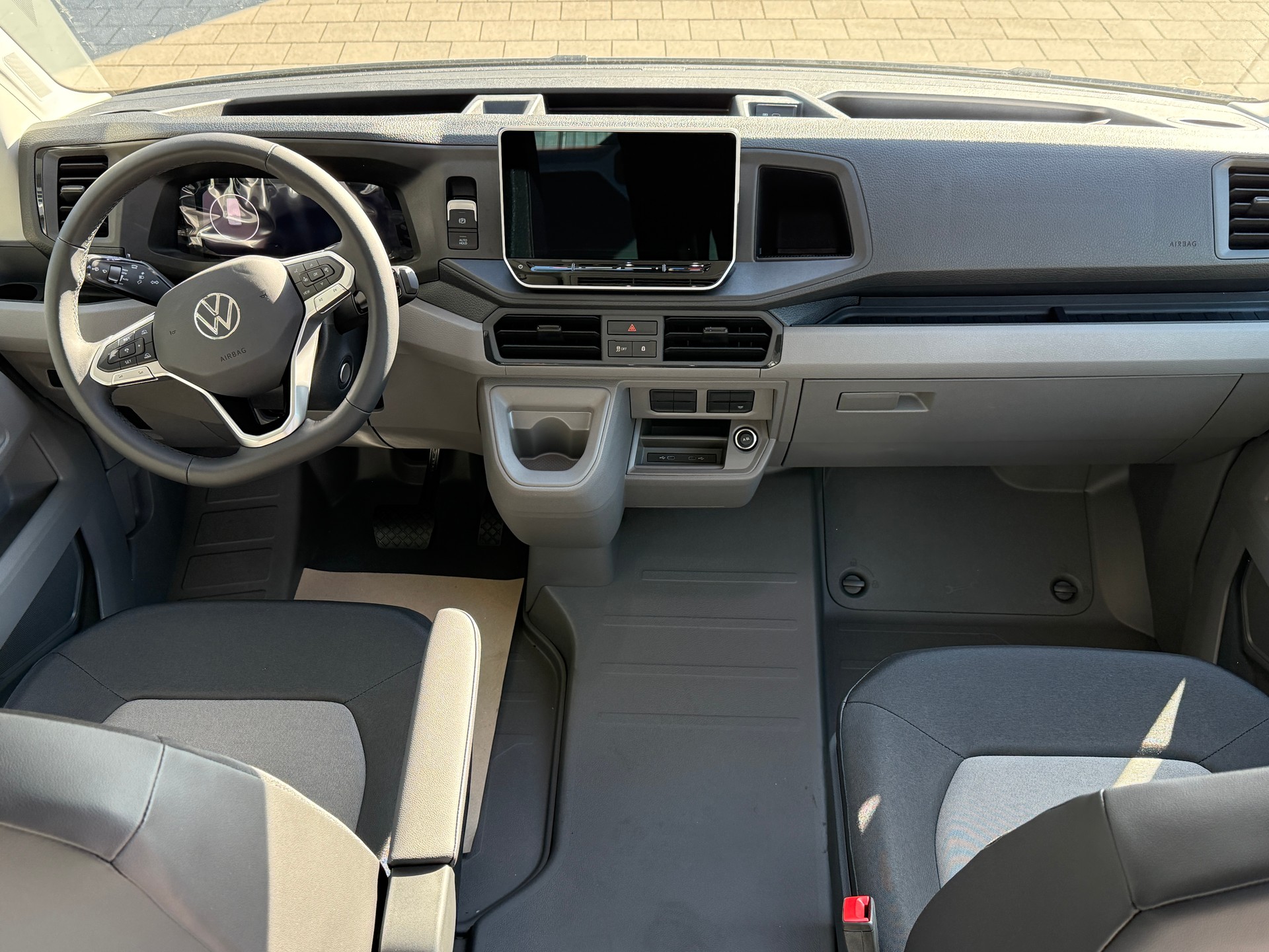 VW Crafter 35 Schulbus-image-7