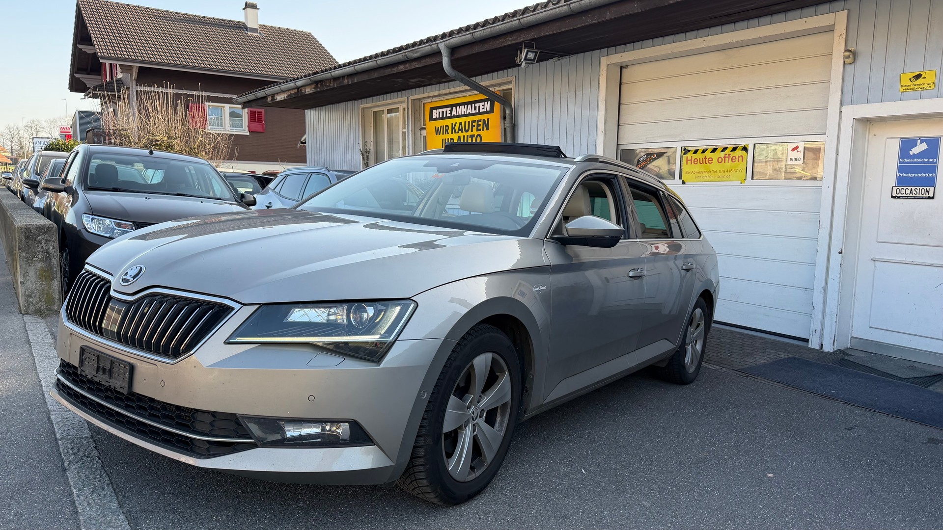 SKODA Superb Combi 2.0 TDi L&K 4x4 DSG-image-2