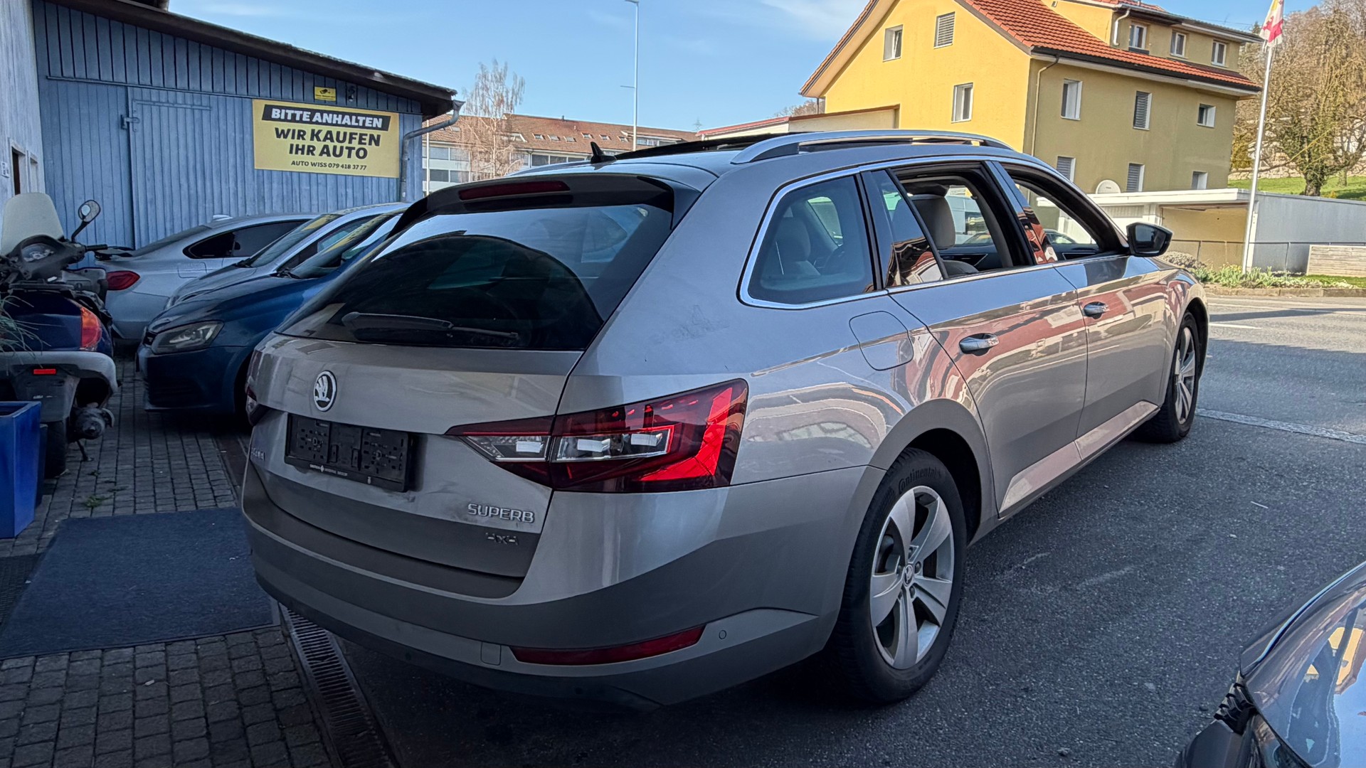 SKODA Superb Combi 2.0 TDi L&K 4x4 DSG-image-5
