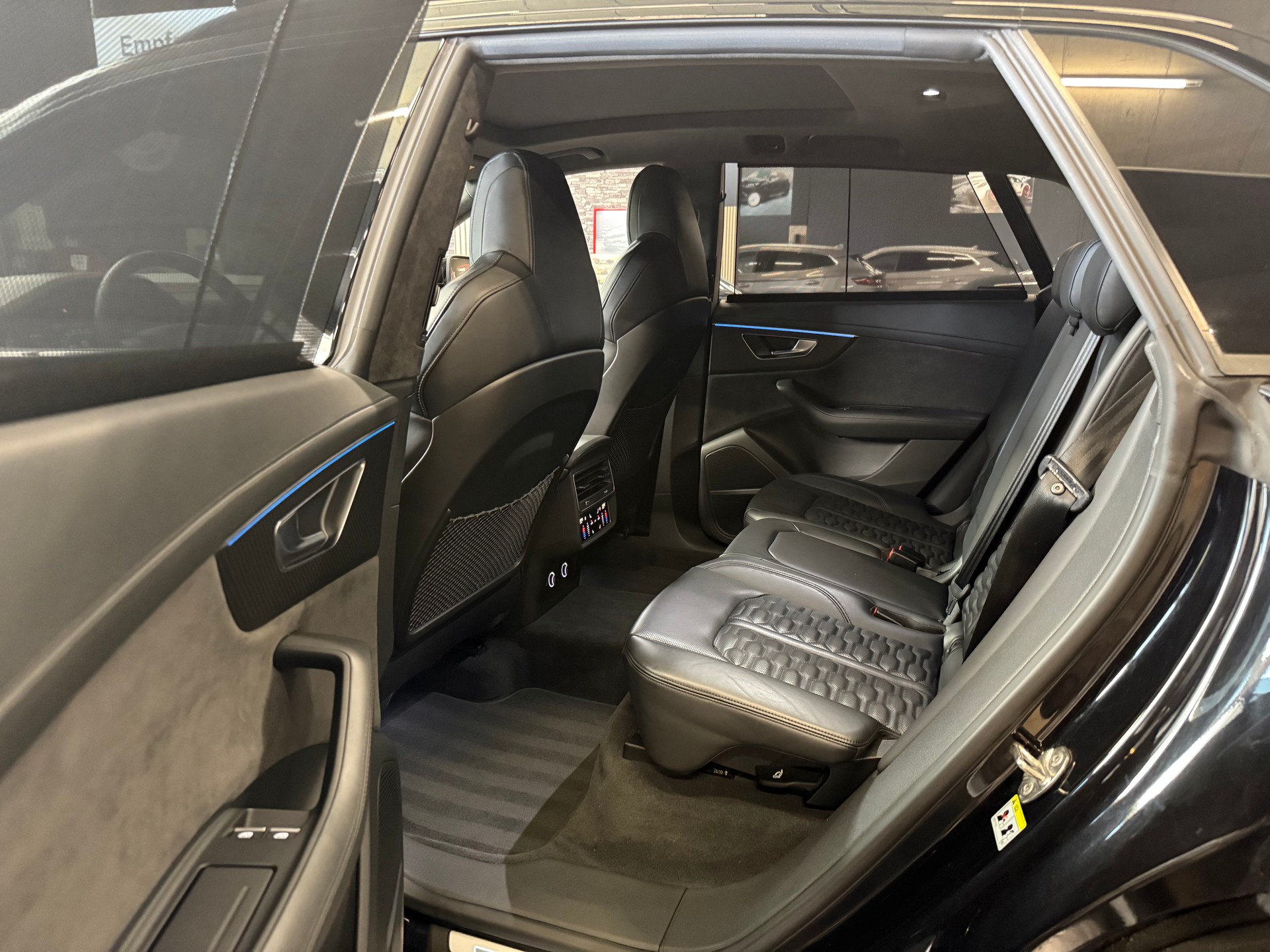 AUDI RSQ8 quattro tiptronic ABT 700 PS-image-19