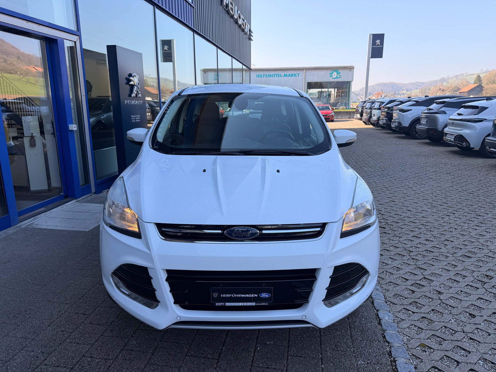 FORD Kuga 2.0 TDCi 150 4x4 Titanium 2.100kg Anhängelast-image-2