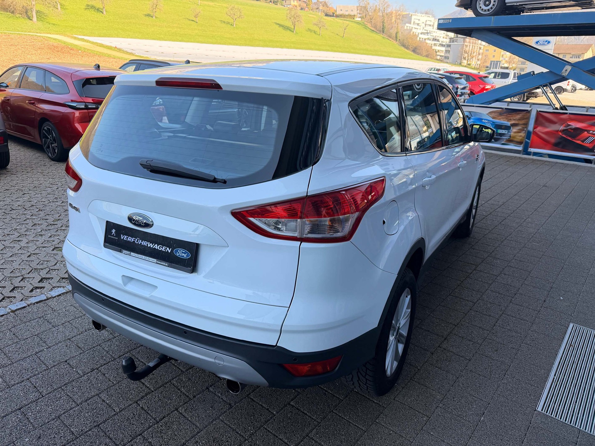 FORD Kuga 2.0 TDCi 150 4x4 Titanium 2.100kg Anhängelast-image-4