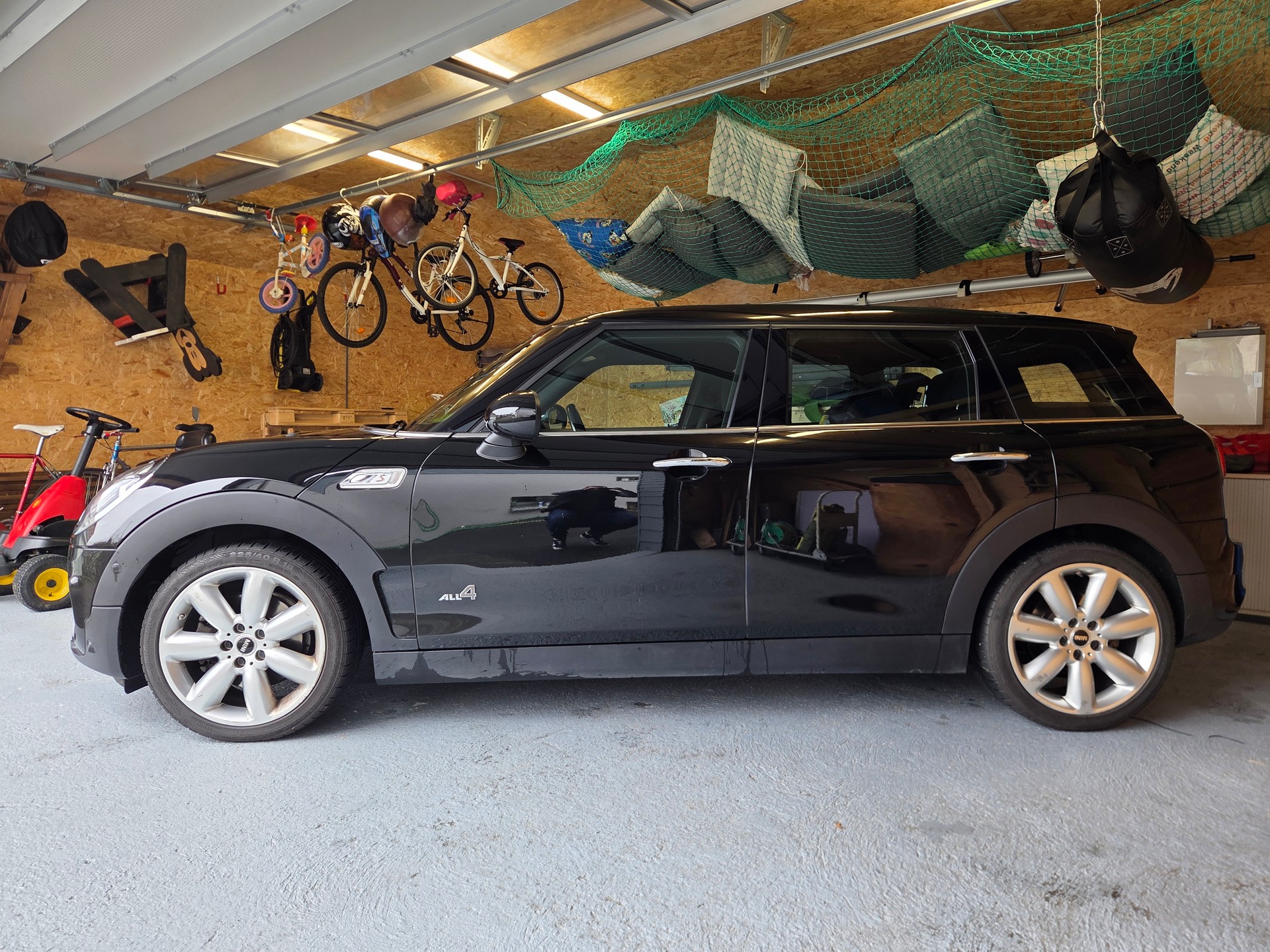 MINI Clubman Cooper S ALL4 Steptronic-image-2