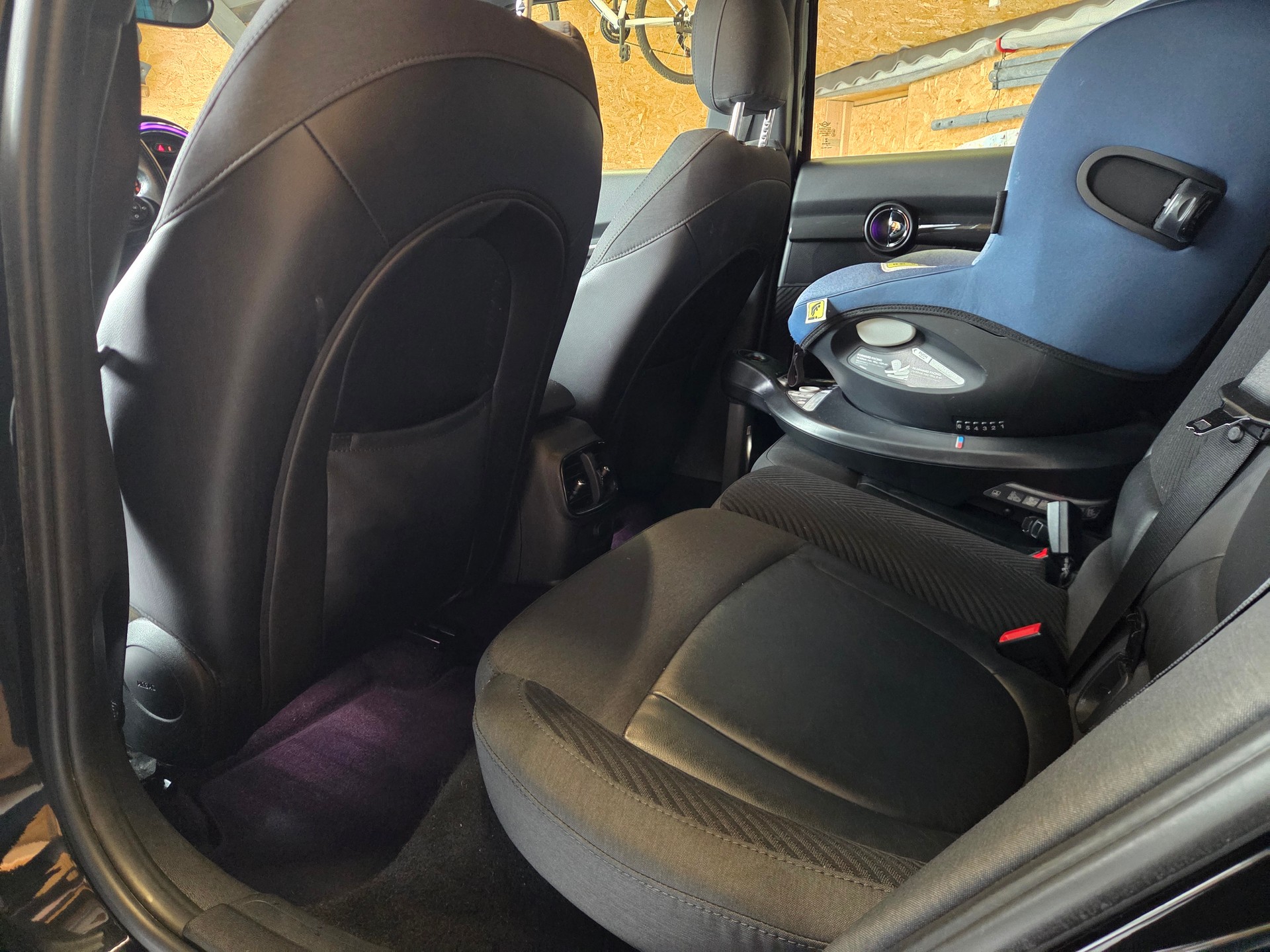 MINI Clubman Cooper S ALL4 Steptronic-image-3