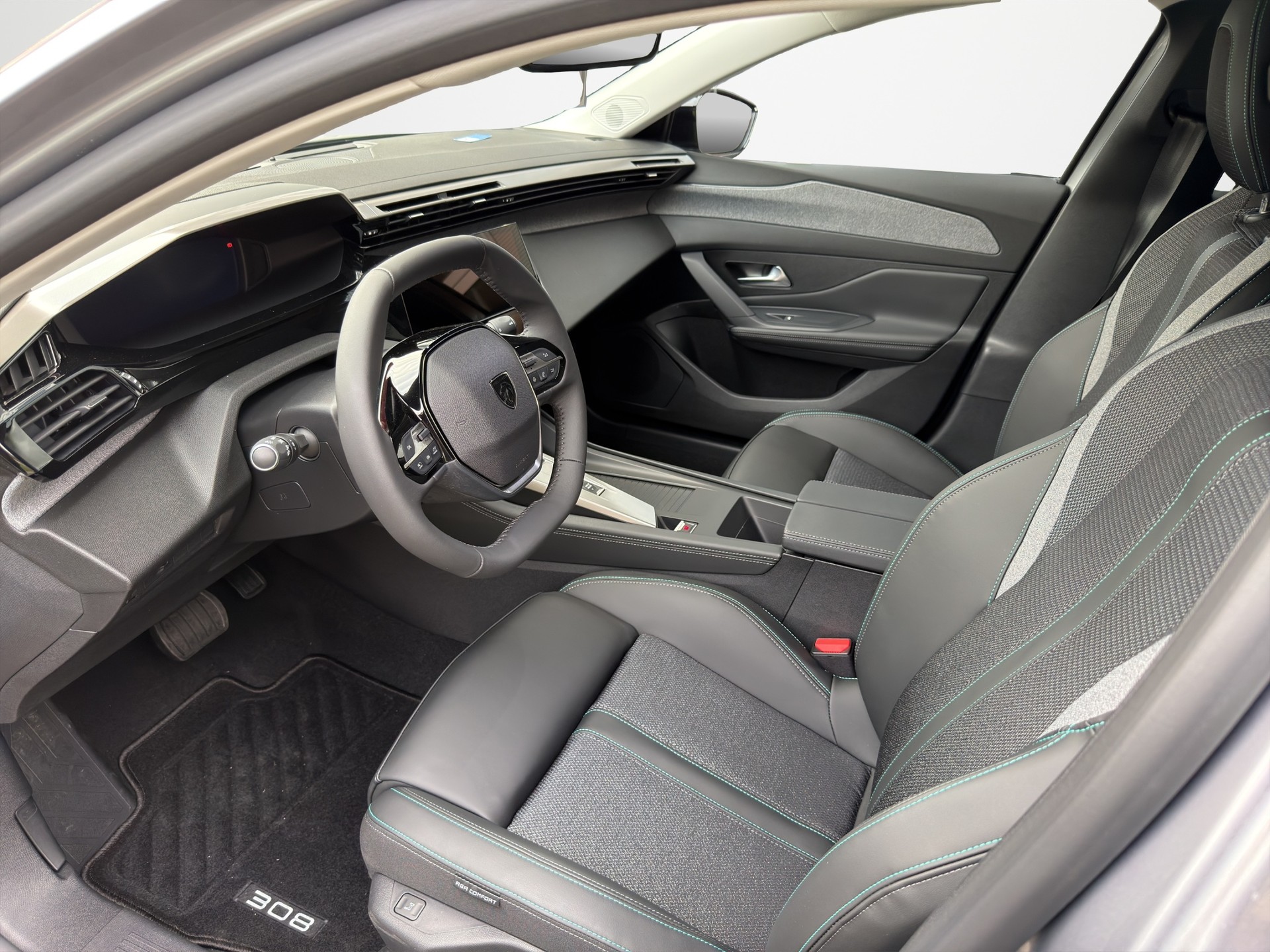PEUGEOT 308 1.2 Pure Tech Allure EAT8-image-6