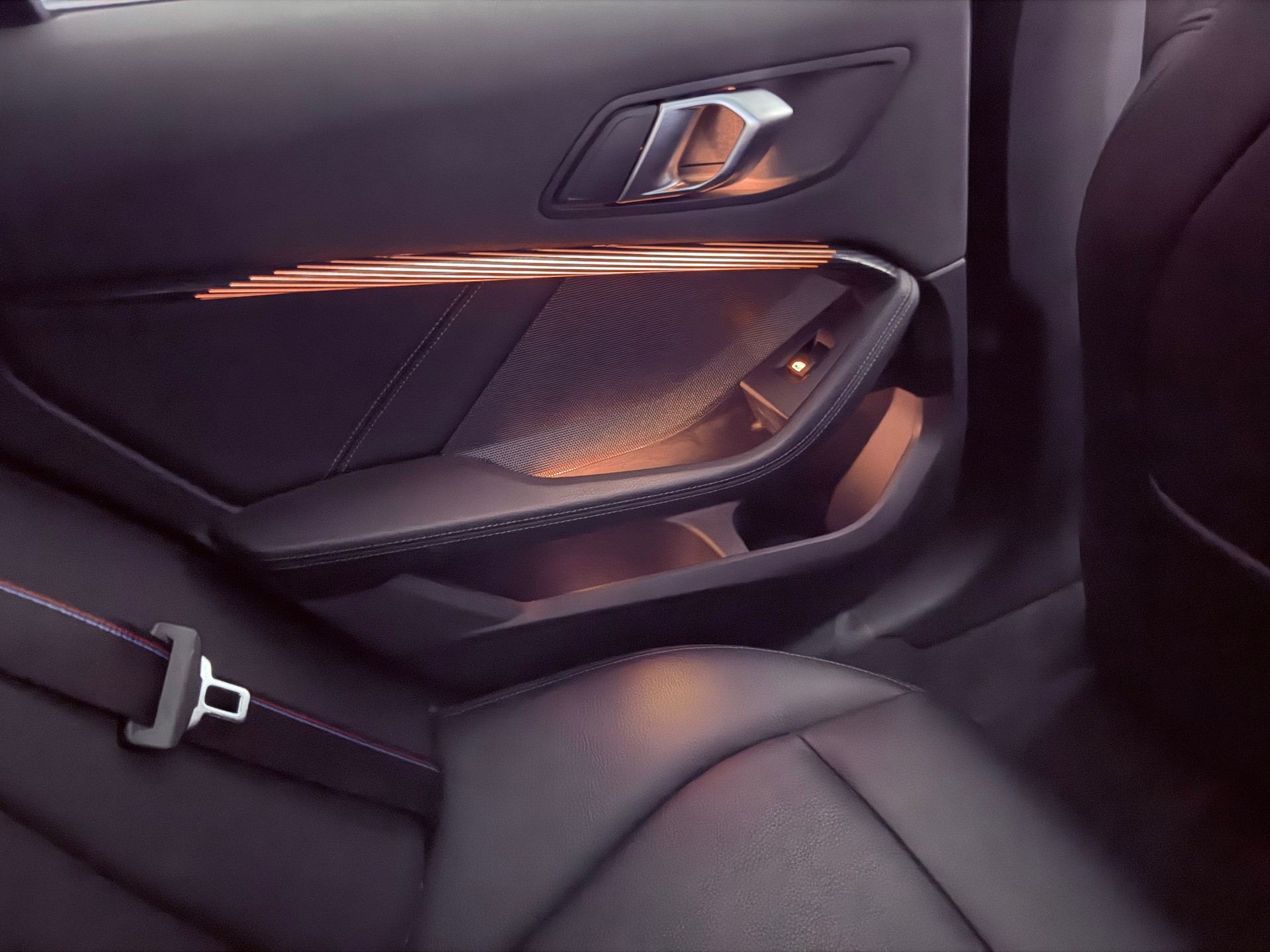 BMW M135i xDrive Steptronic-image-13