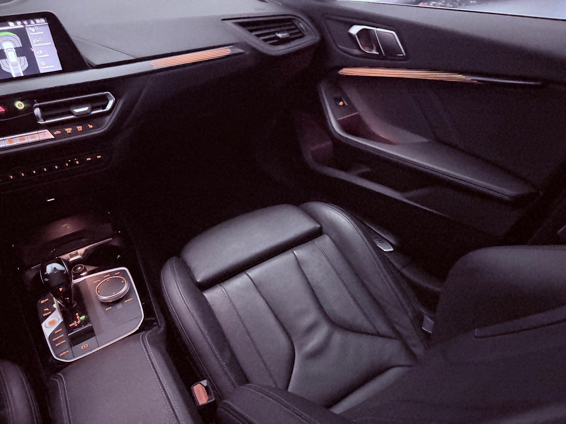 BMW M135i xDrive Steptronic-image-9