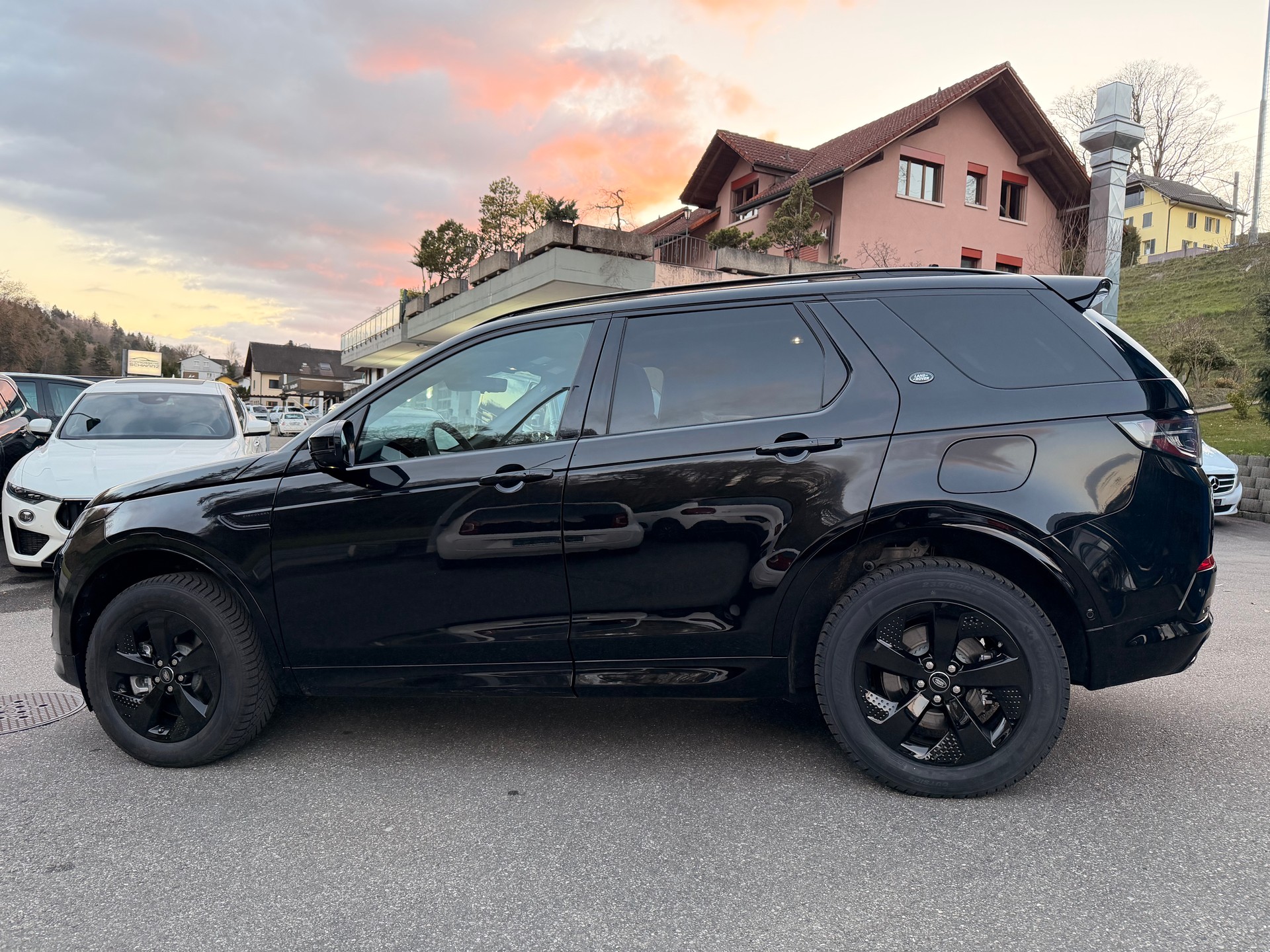 LAND ROVER Discovery Sport P270e 1.5 PHEV Dynamic SE AT8-image-5
