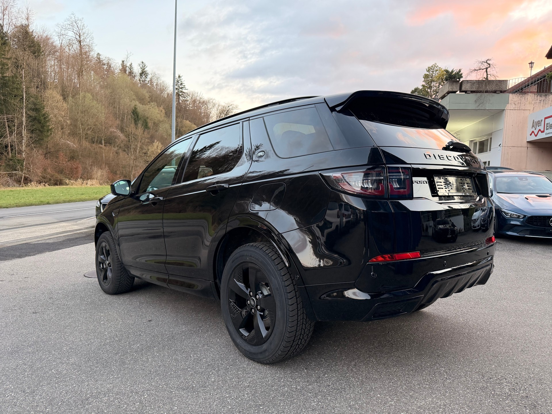 LAND ROVER Discovery Sport P270e 1.5 PHEV Dynamic SE AT8-image-4
