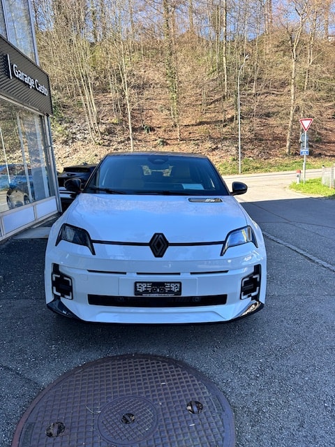 RENAULT R5 E-Tech Comfort Range 52 kWh Iconic Five-showroom-element-2