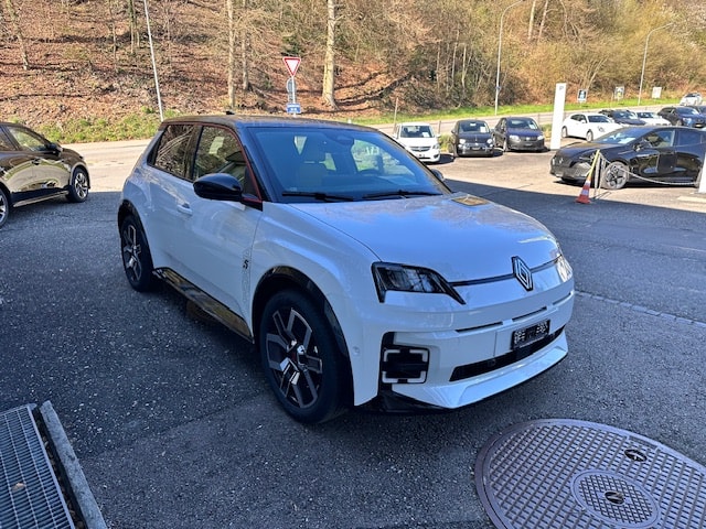 RENAULT R5 E-Tech Comfort Range 52 kWh Iconic Five-showroom-element-3