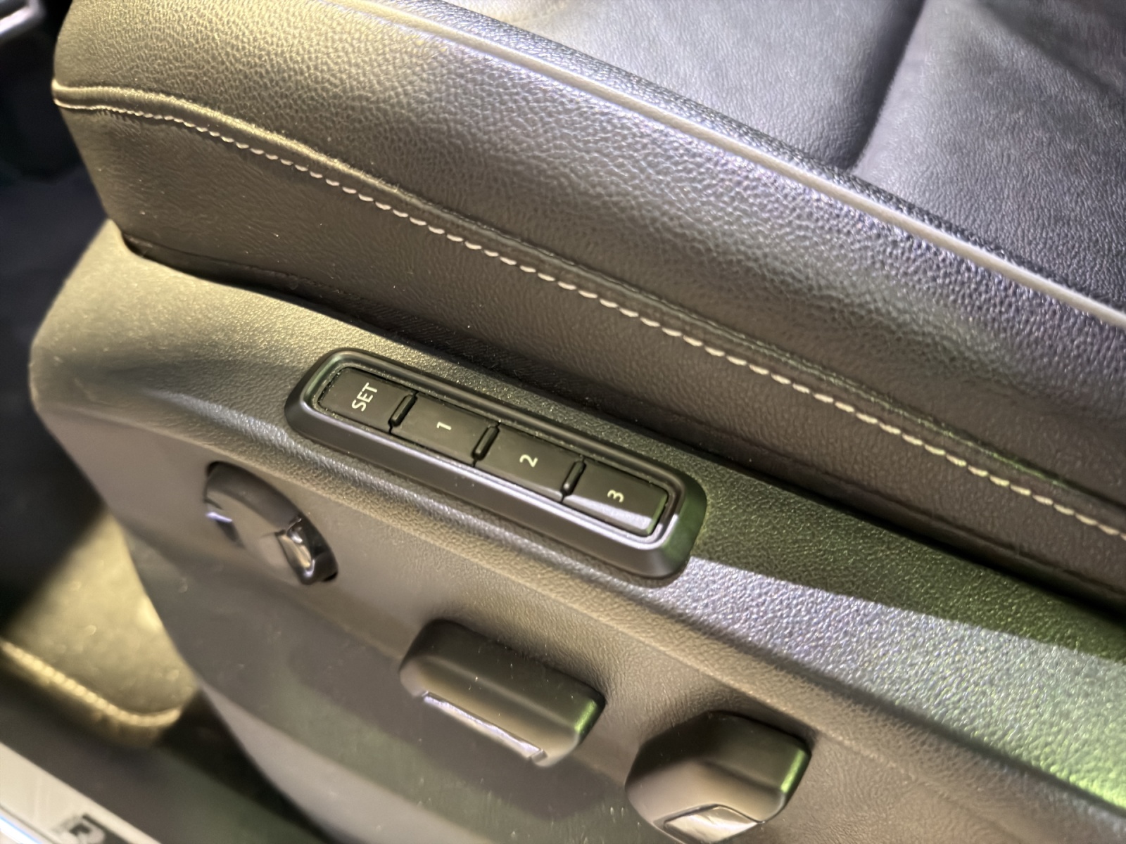 VW Tiguan 2.0 TSI Highline DSG-image-13
