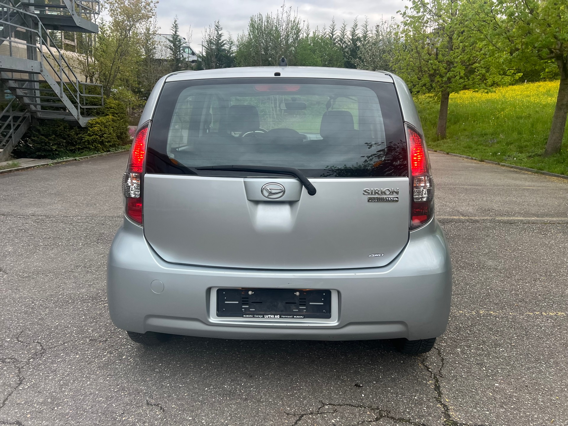 DAIHATSU Sirion 1.3 S Custom 4WD Automatic-image-7