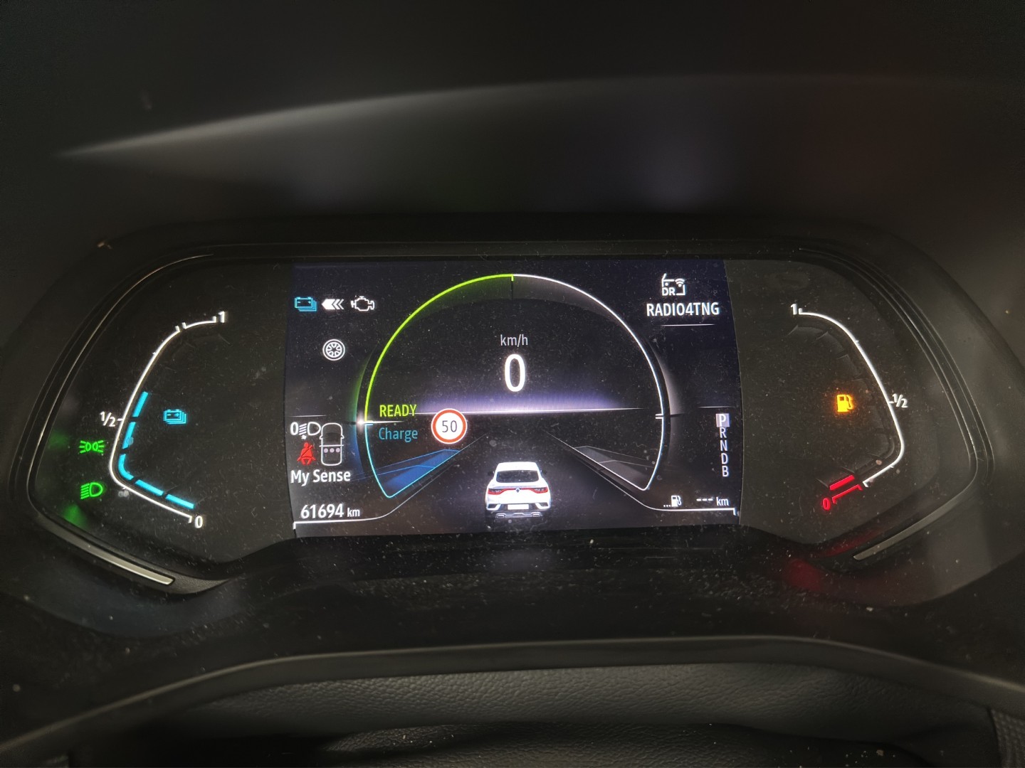 RENAULT Arkana 1.6 E-Tech Intens-image-10